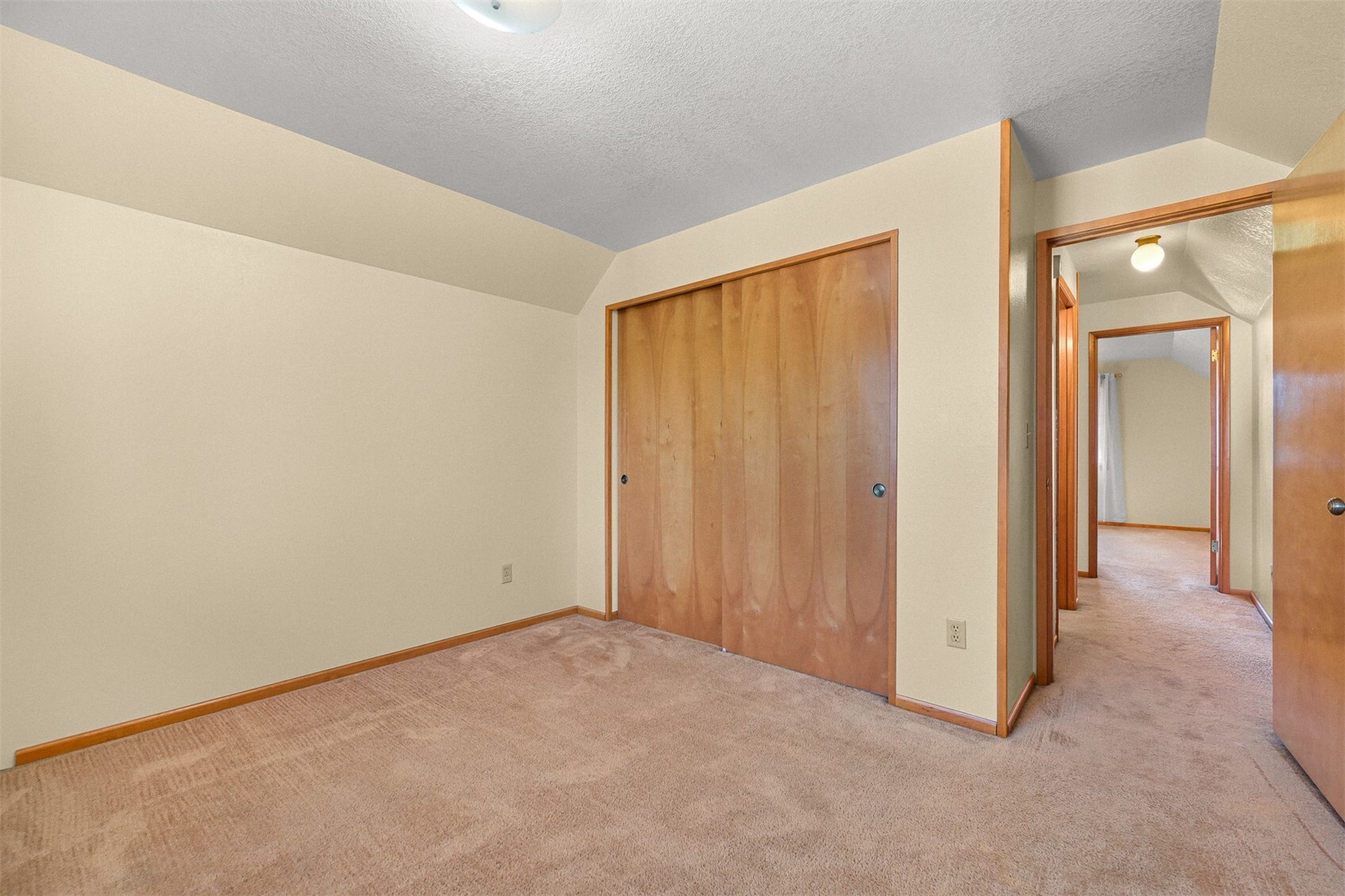 3231 Pinewood Avenue Property Photo 22