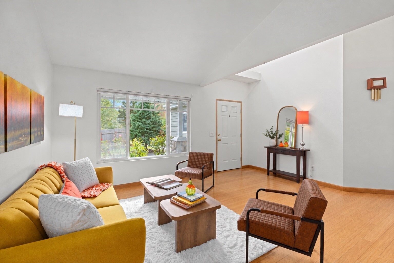 6319 Greengate Place Property Photo 8