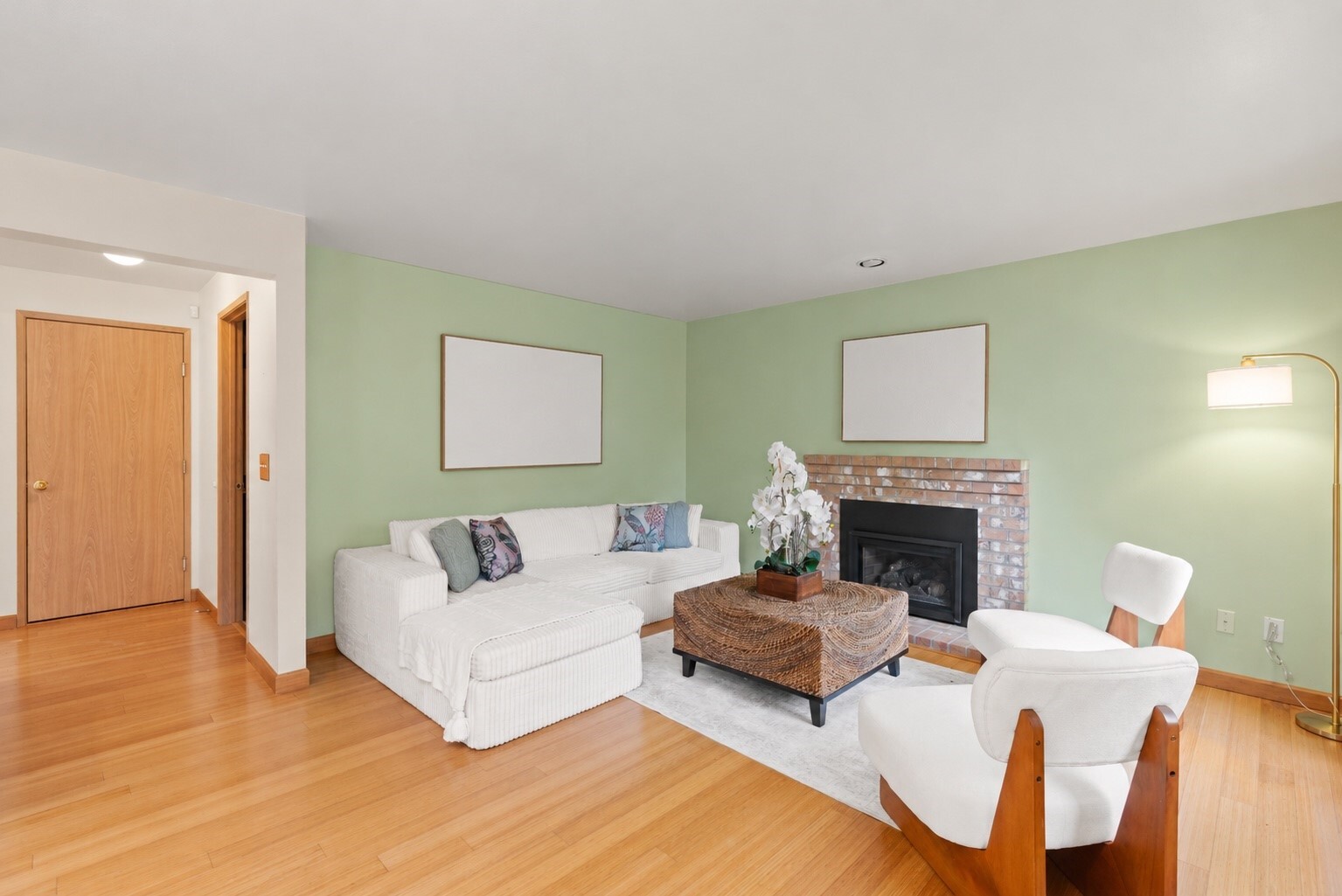 6319 Greengate Place Property Photo 13