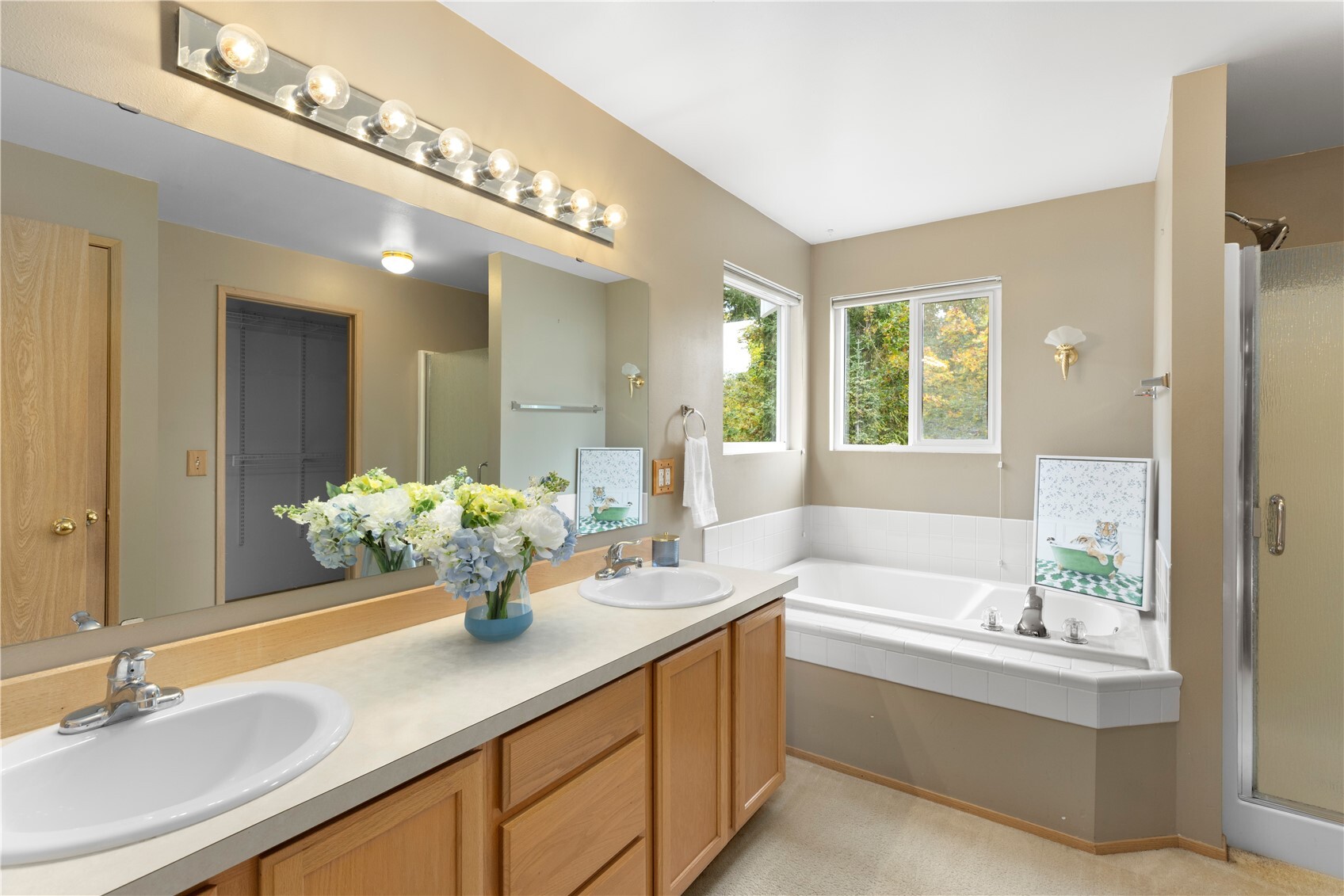 6319 Greengate Place Property Photo 18