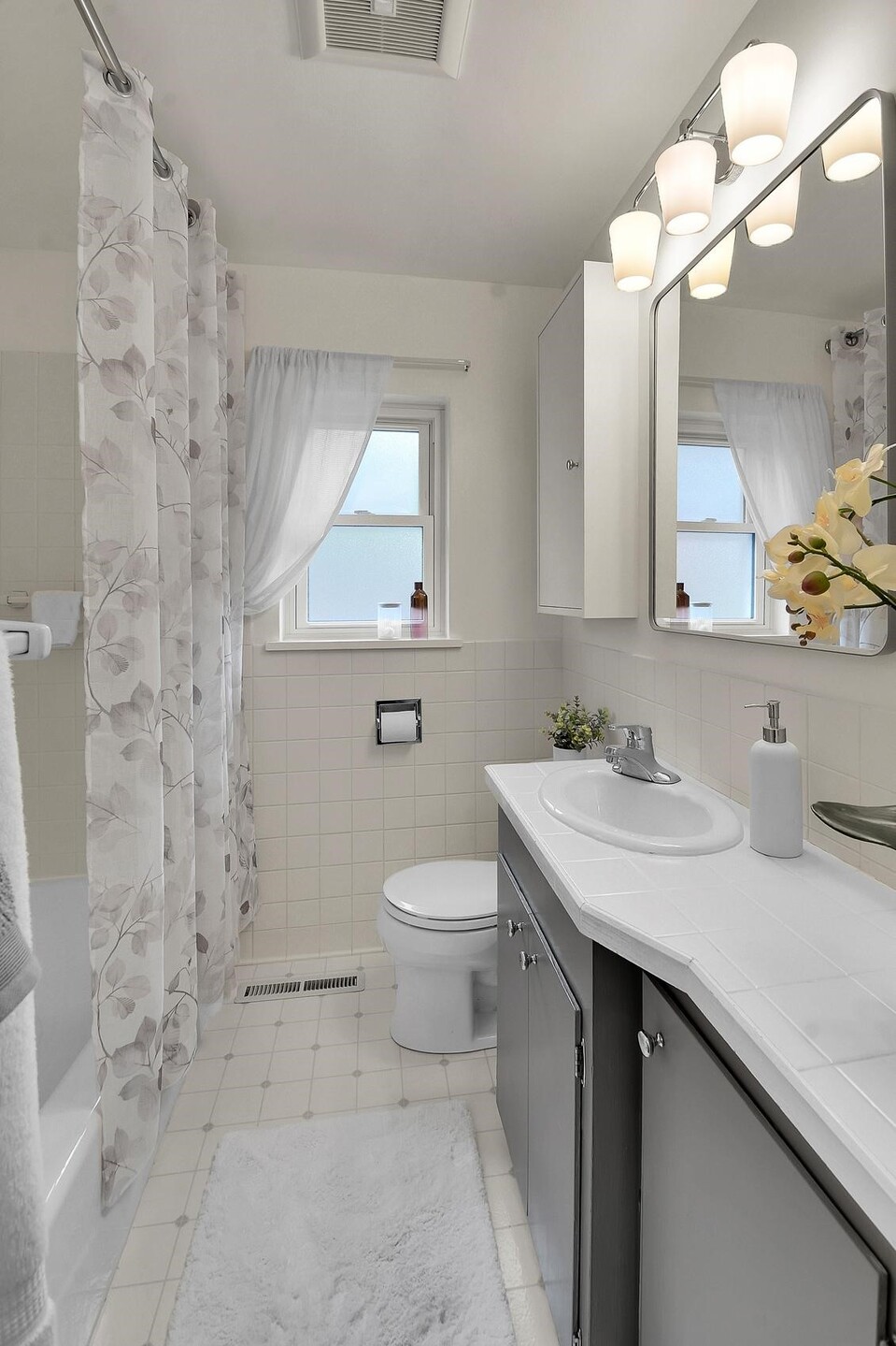 18739 12th Avenue Property Photo 17