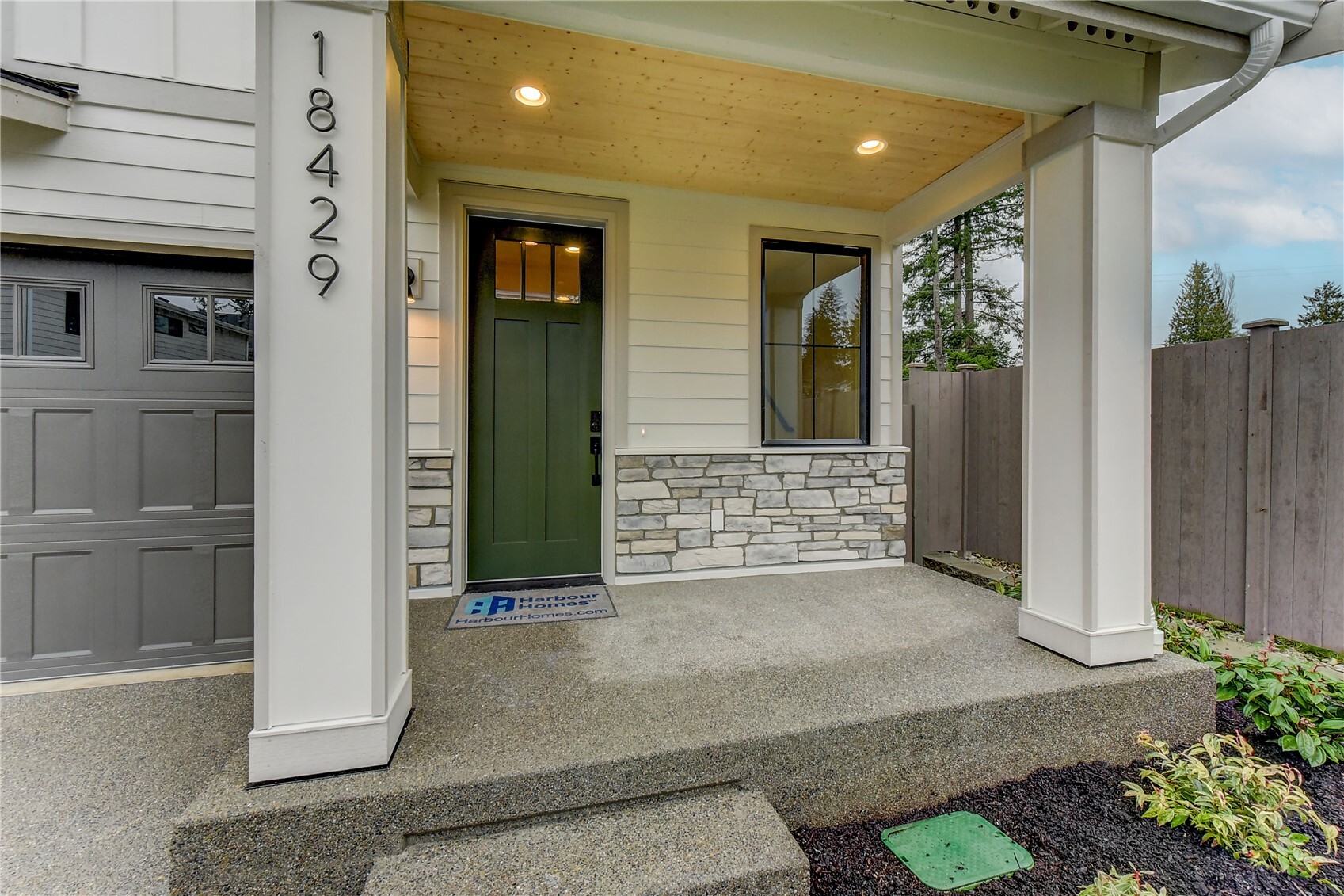 1824 241st Place Fg 01 Property Photo 3