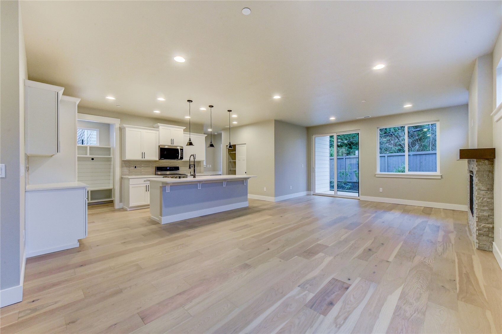 1824 241st Place Fg 01 Property Photo 6