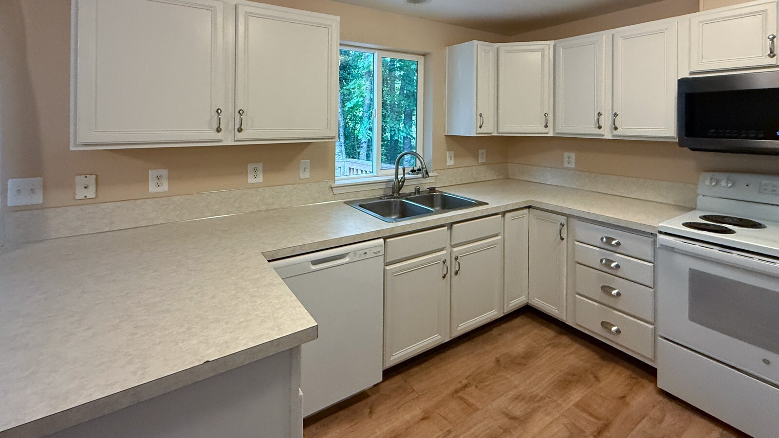139 Mcclellan Street Property Photo 23