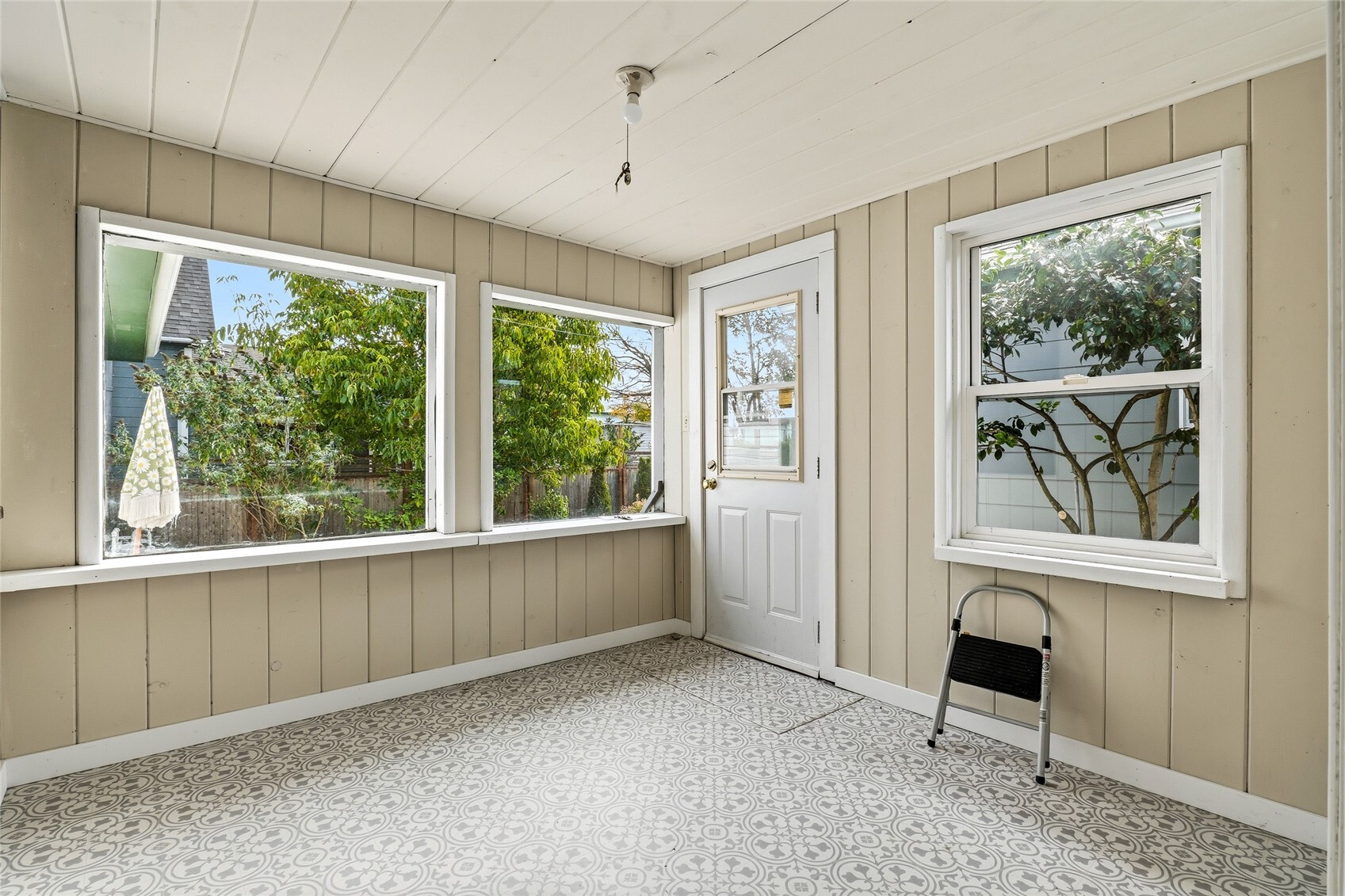 1019 19th Street Property Photo 17