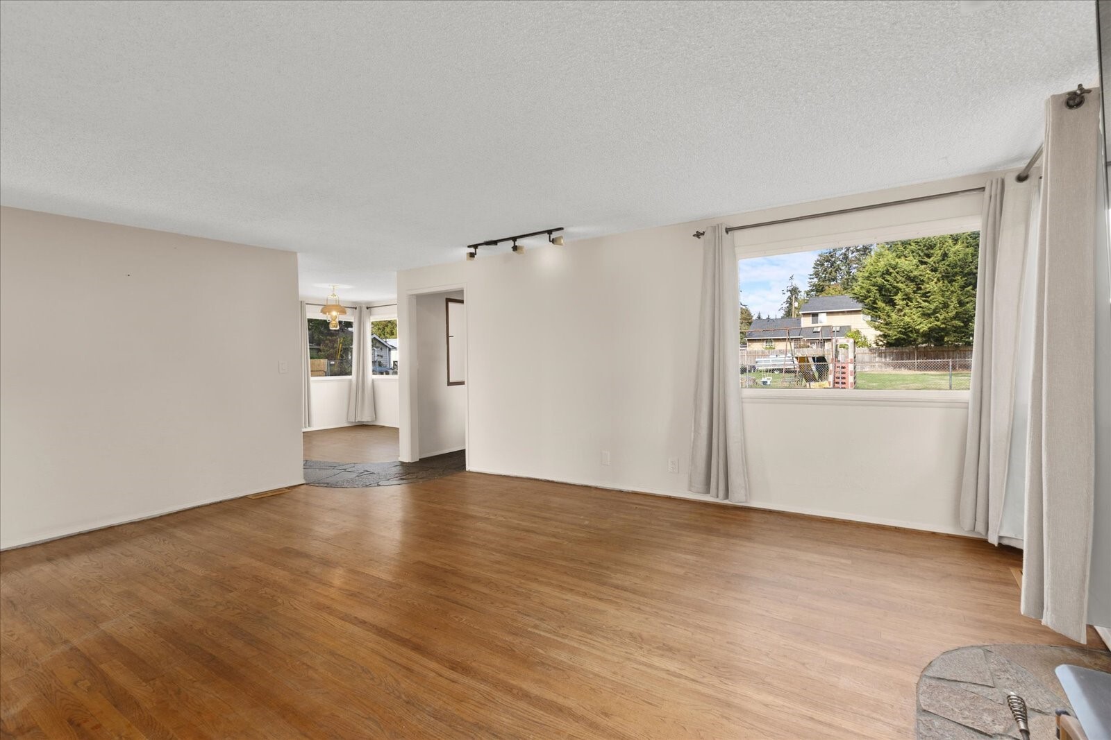 2210 202nd Street Property Photo 9