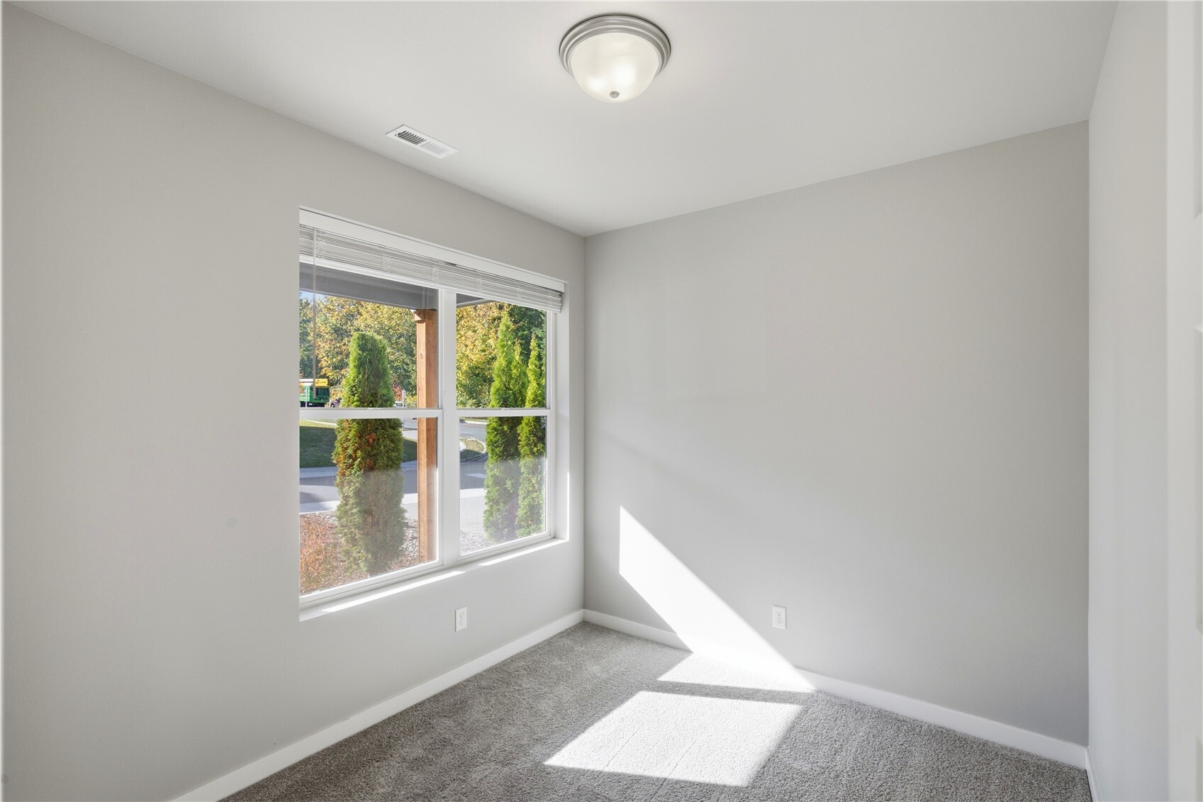 8725 68th Place Property Photo 15