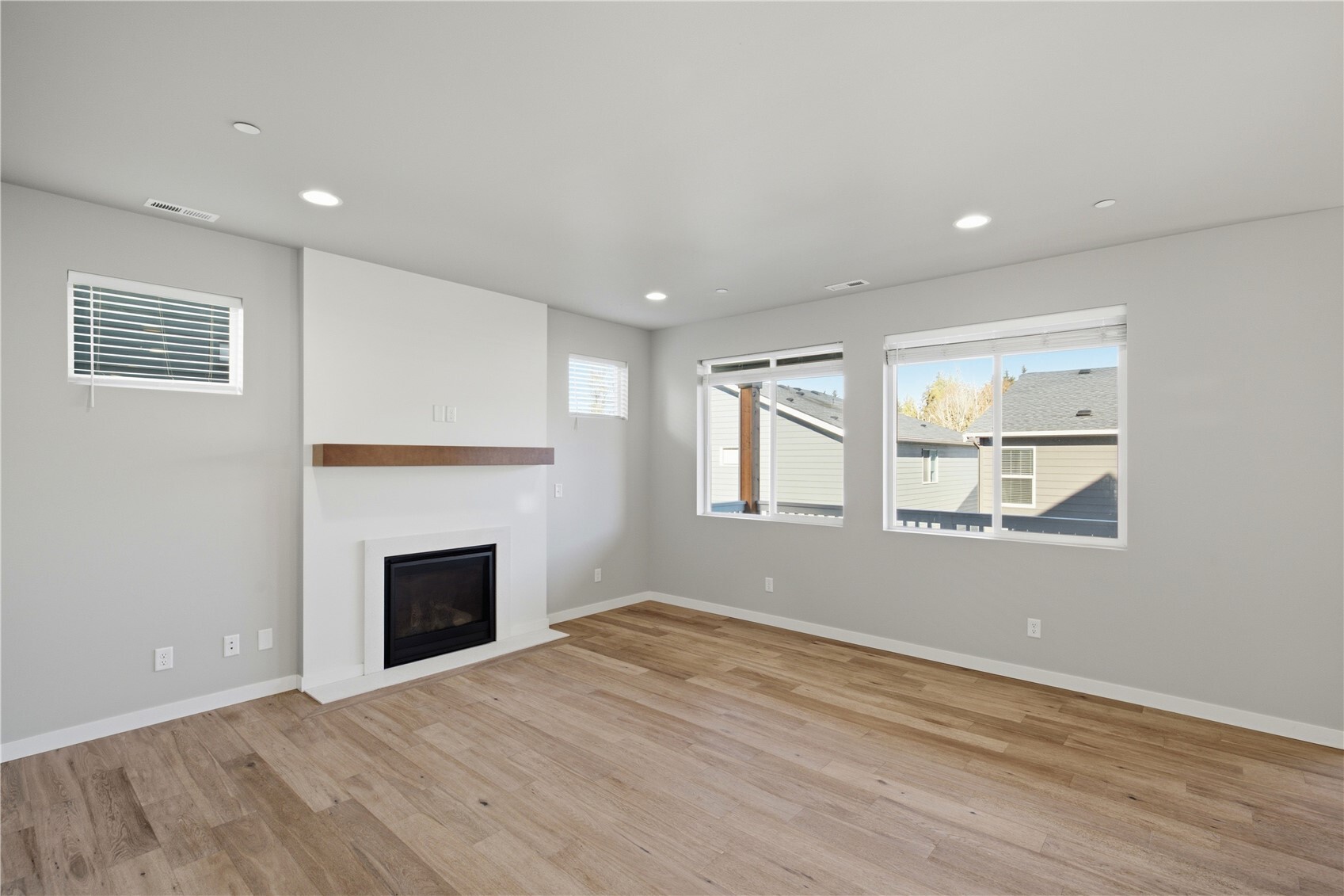 8725 68th Place Property Photo 16