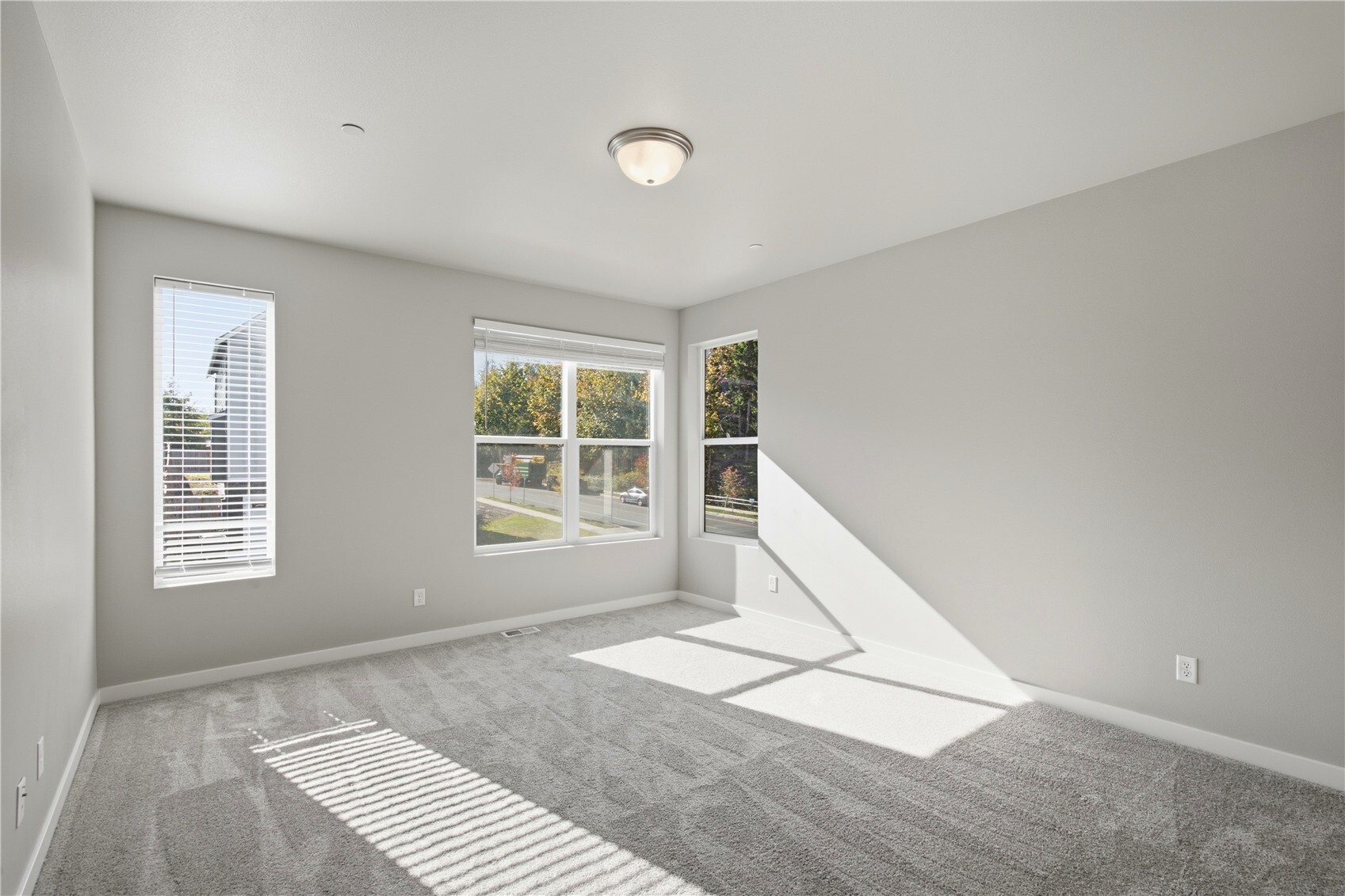 8725 68th Place Property Photo 24