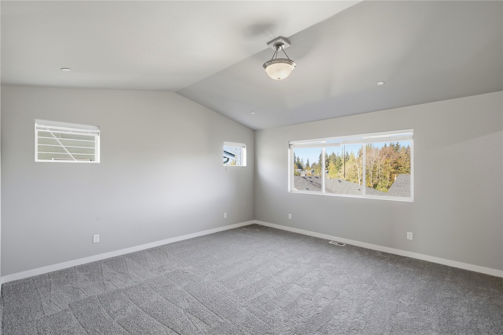 8725 68th Place Property Photo 29