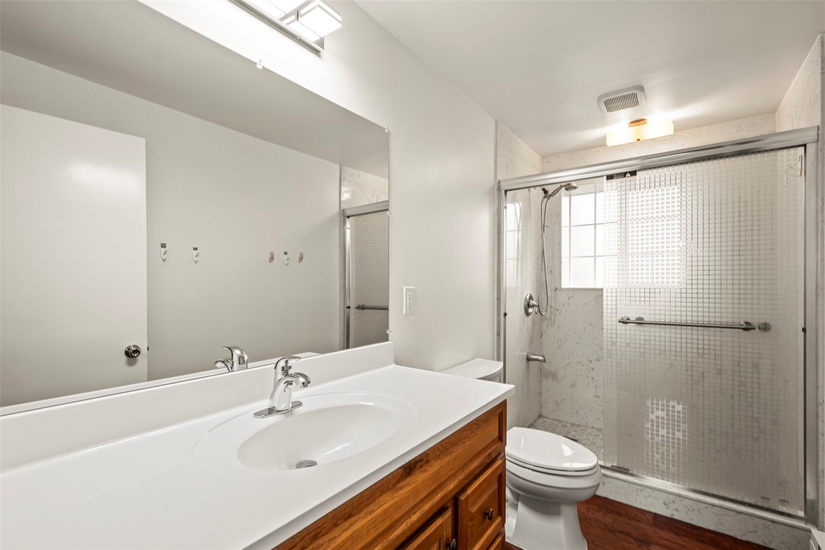 10756 Bartlett Ave Ne Property Photo 23