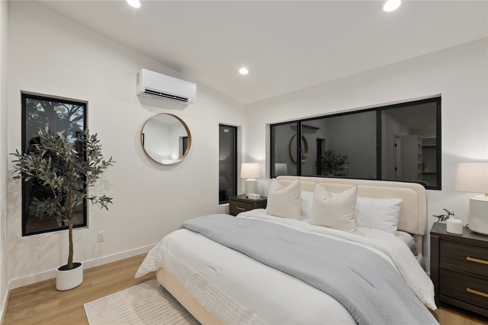 8823 Dibble Avenue Property Photo 12