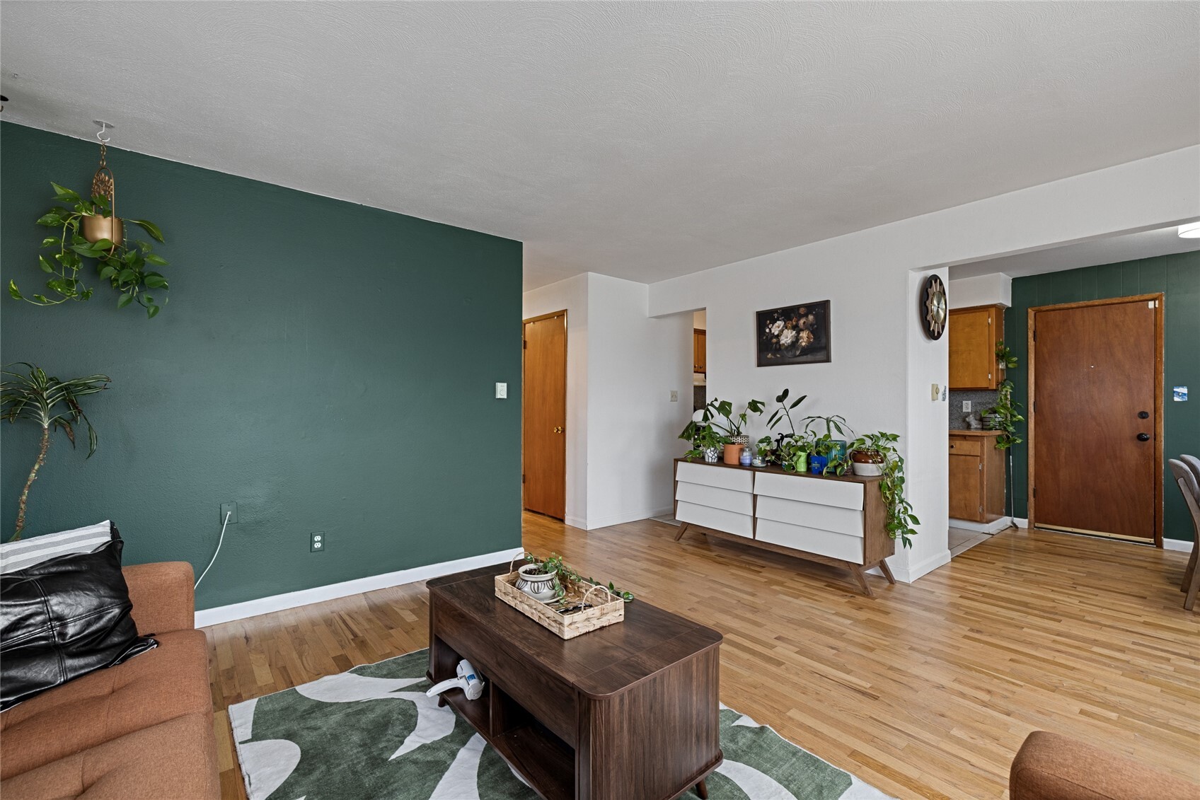 6127 Tacoma Avenue Property Photo 7