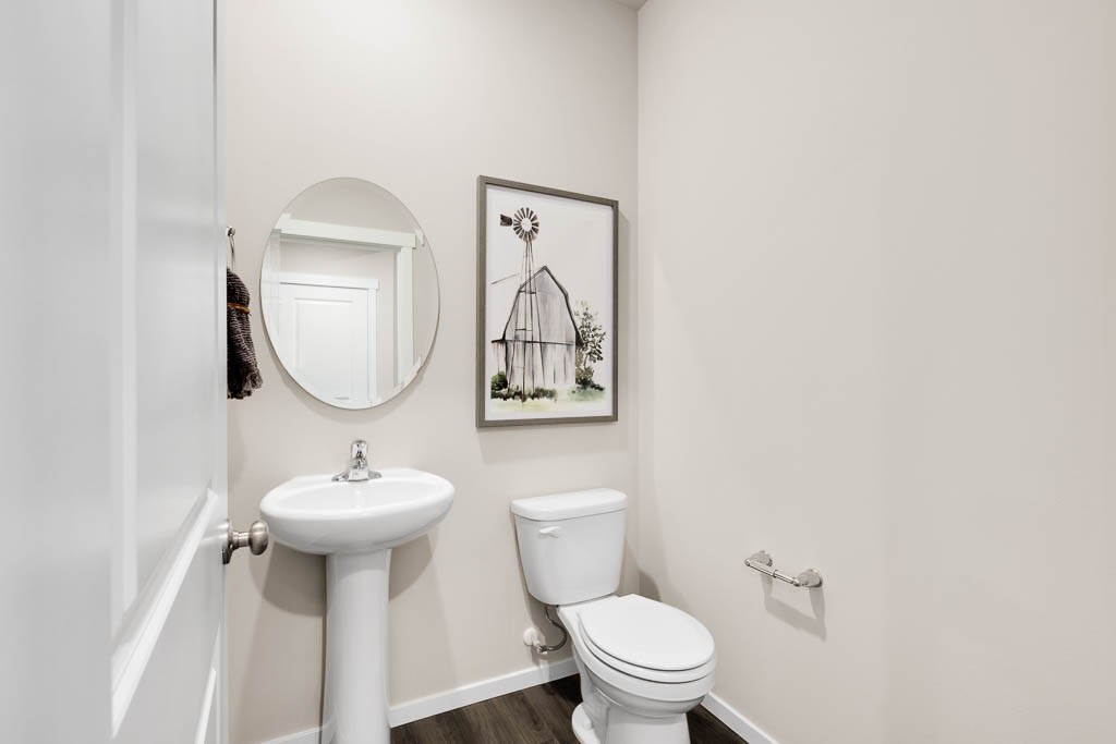 5909 Addison Road 102 Property Photo 4