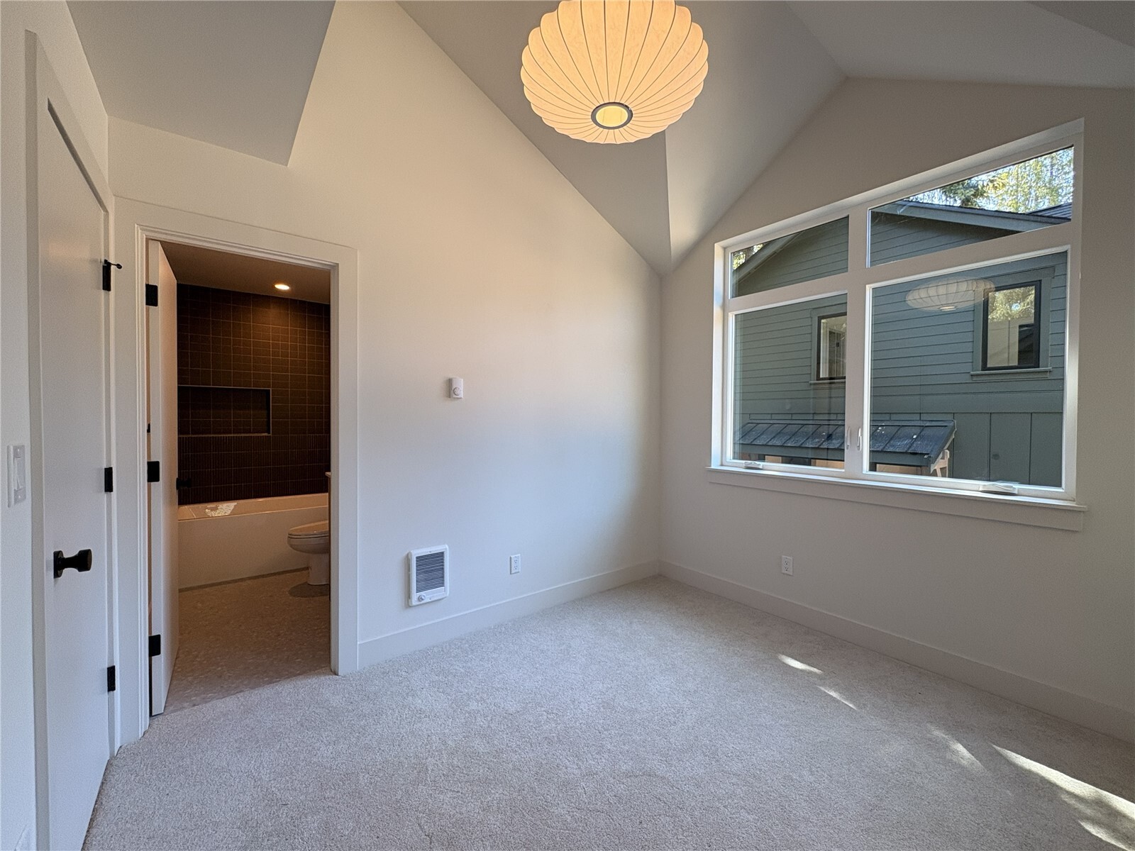 3024 Ne 95th Street Property Photo 19
