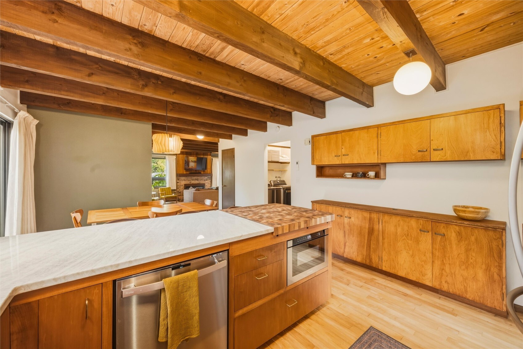 3707 Magrath Road Property Photo 11