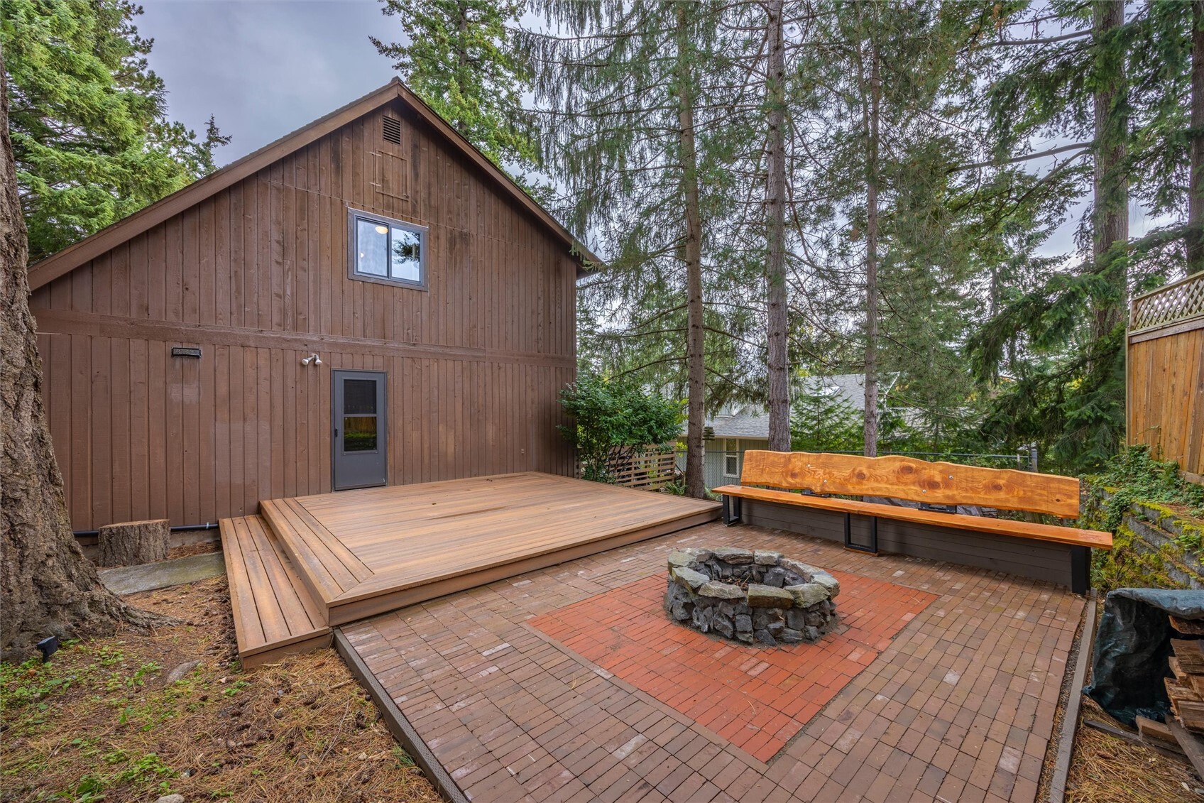 3707 Magrath Road Property Photo 31
