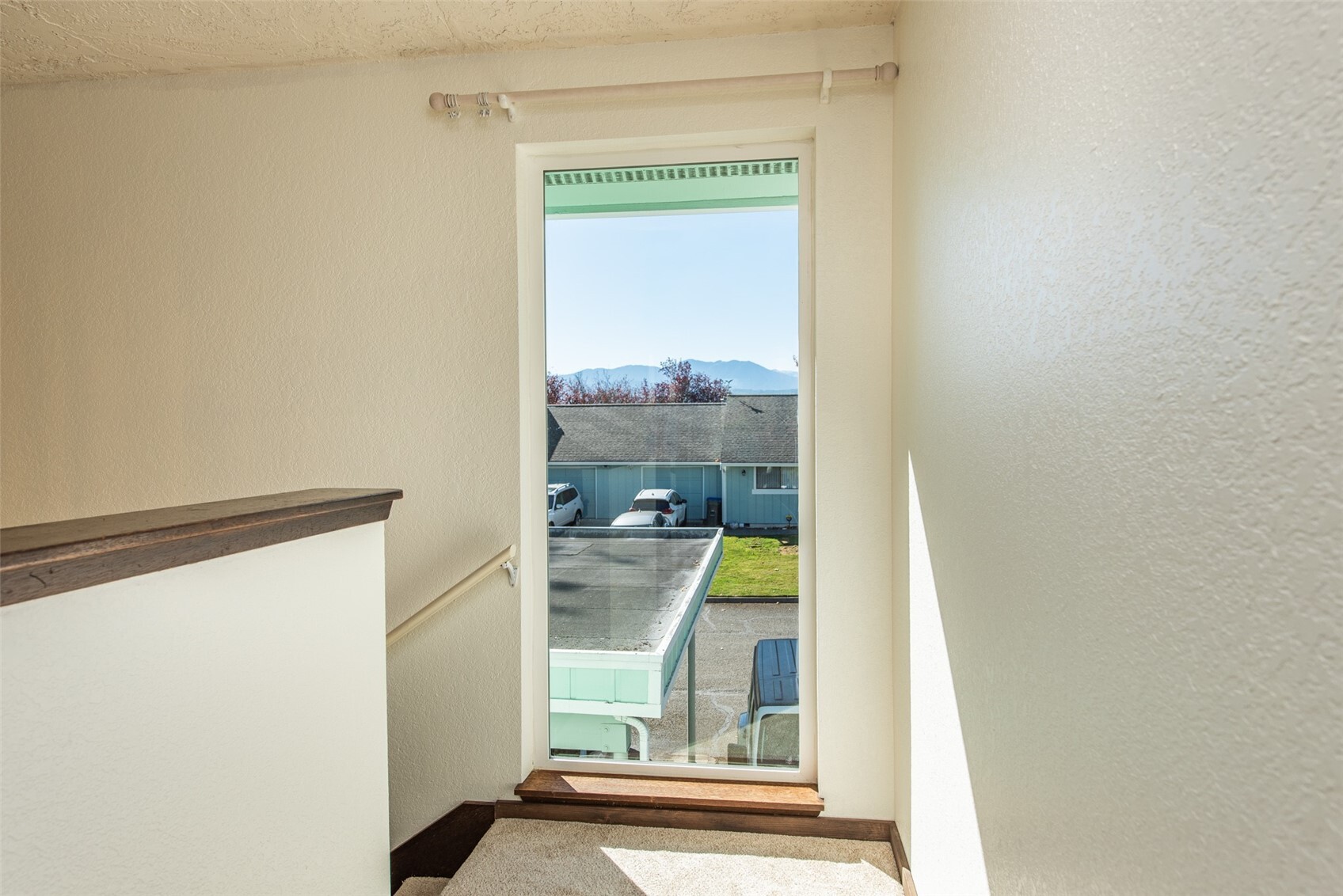 834 N Canterbury Court 303 Property Photo 23