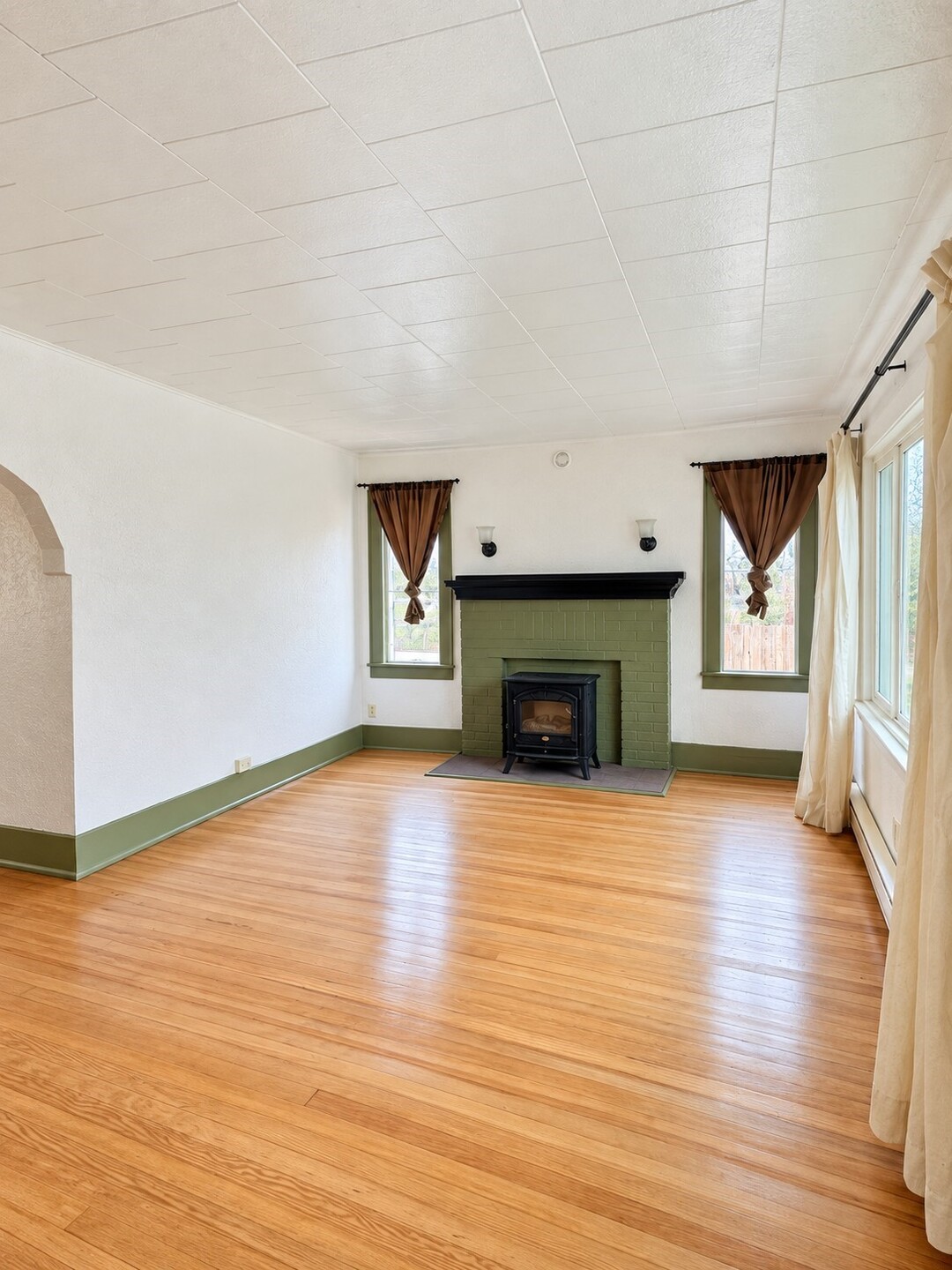 3020 Aberdeen Avenue Property Photo 4