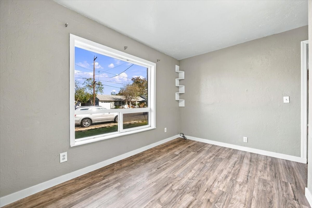143 Orchard Street Property Photo 9