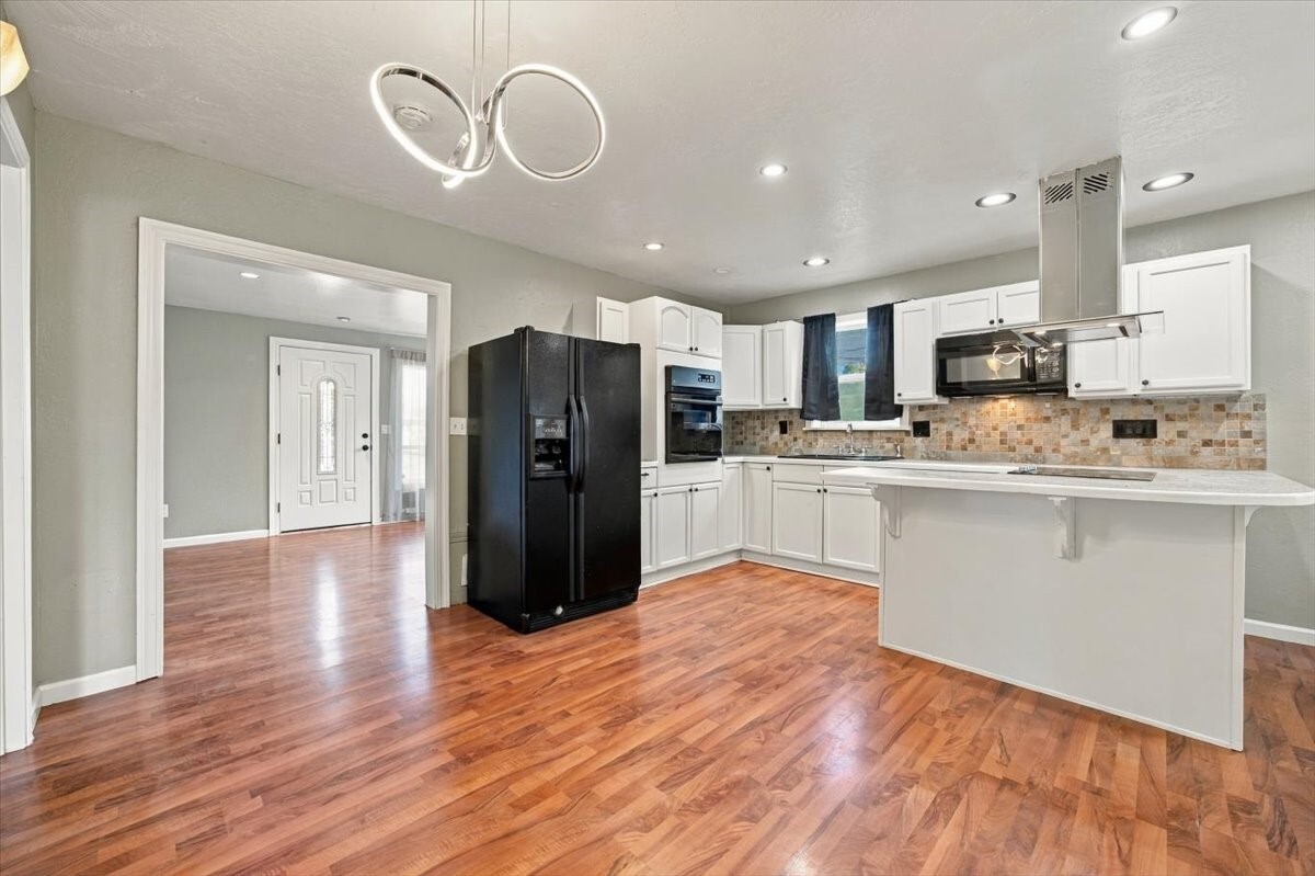 143 Orchard Street Property Photo 15
