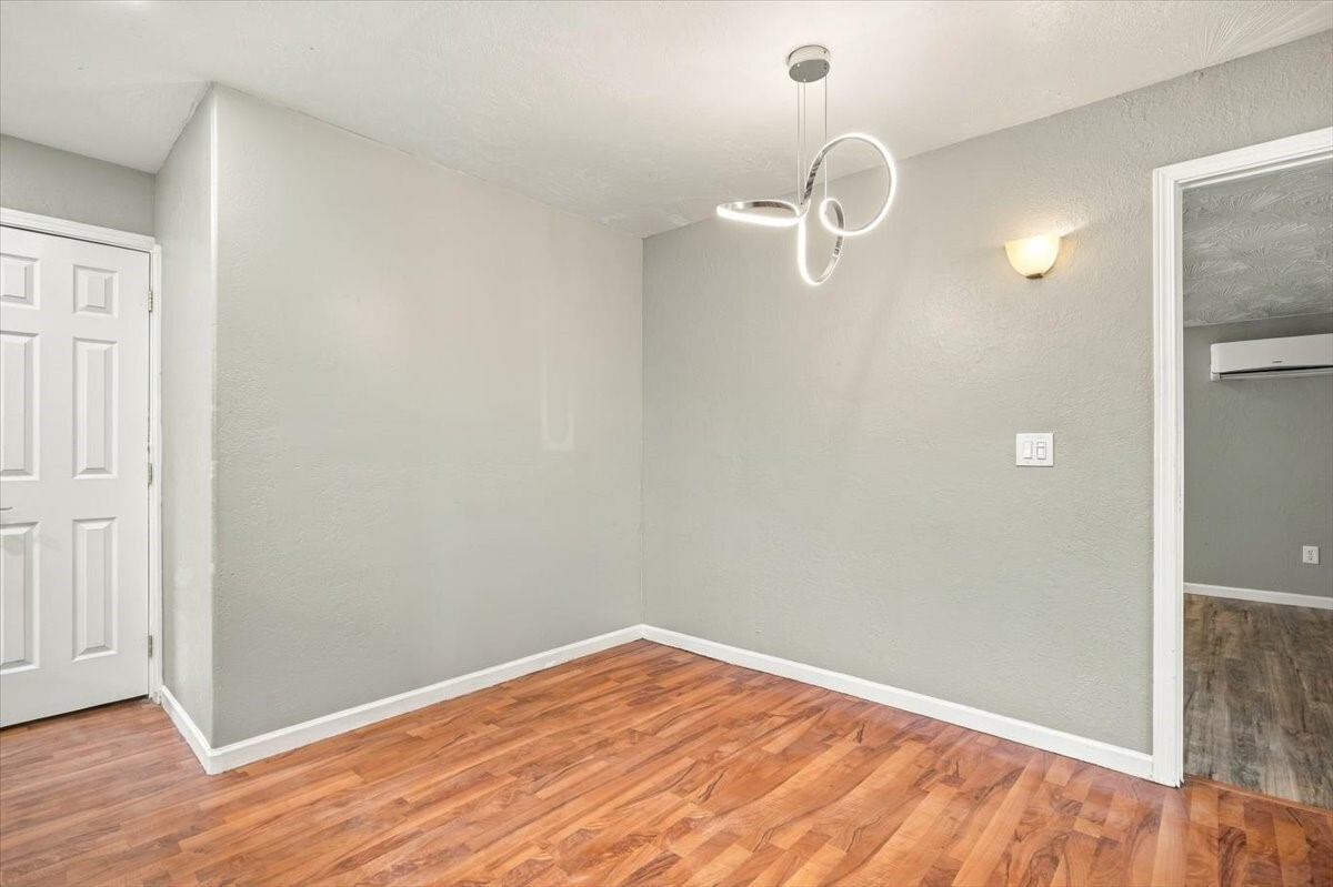 143 Orchard Street Property Photo 16