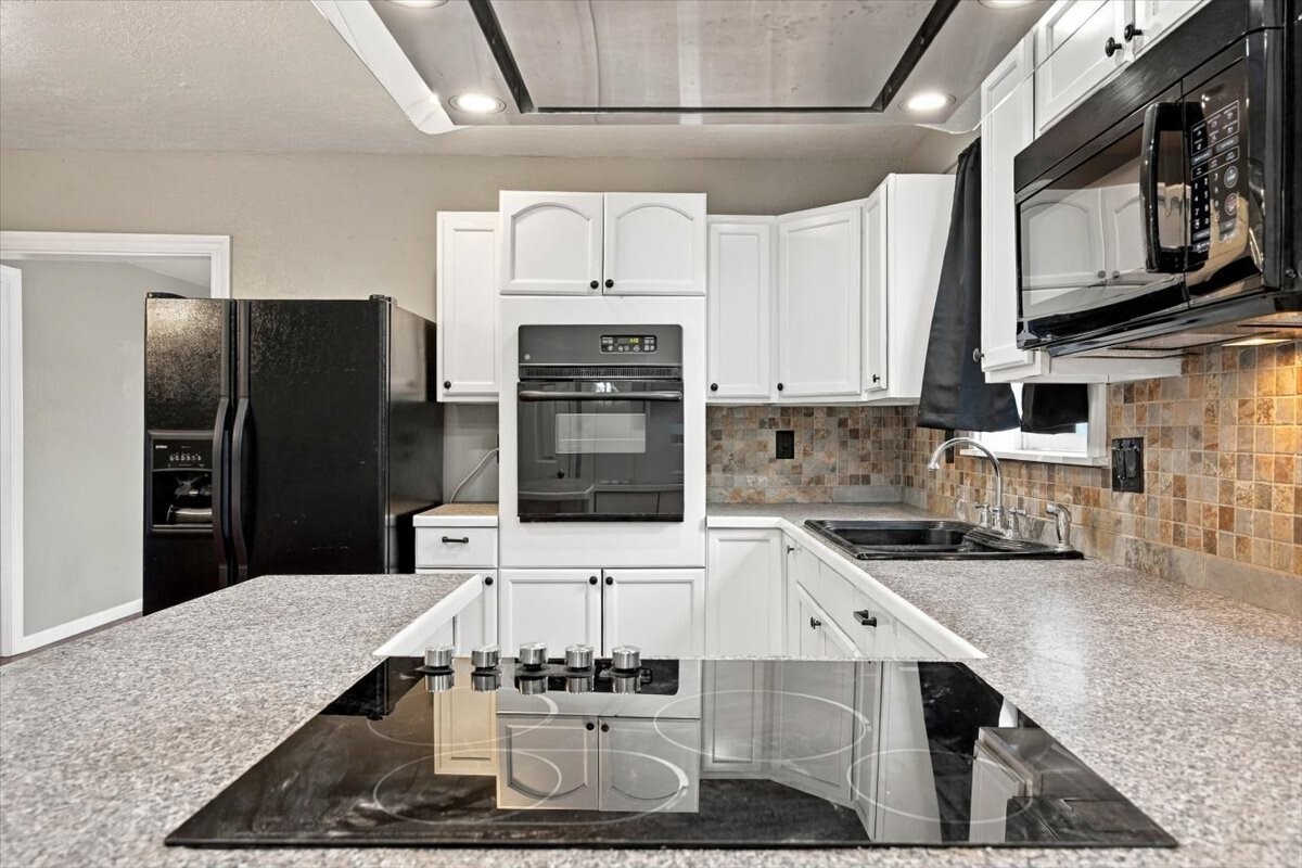 143 Orchard Street Property Photo 22