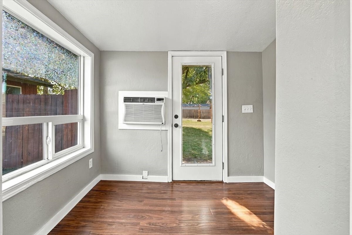 143 Orchard Street Property Photo 23