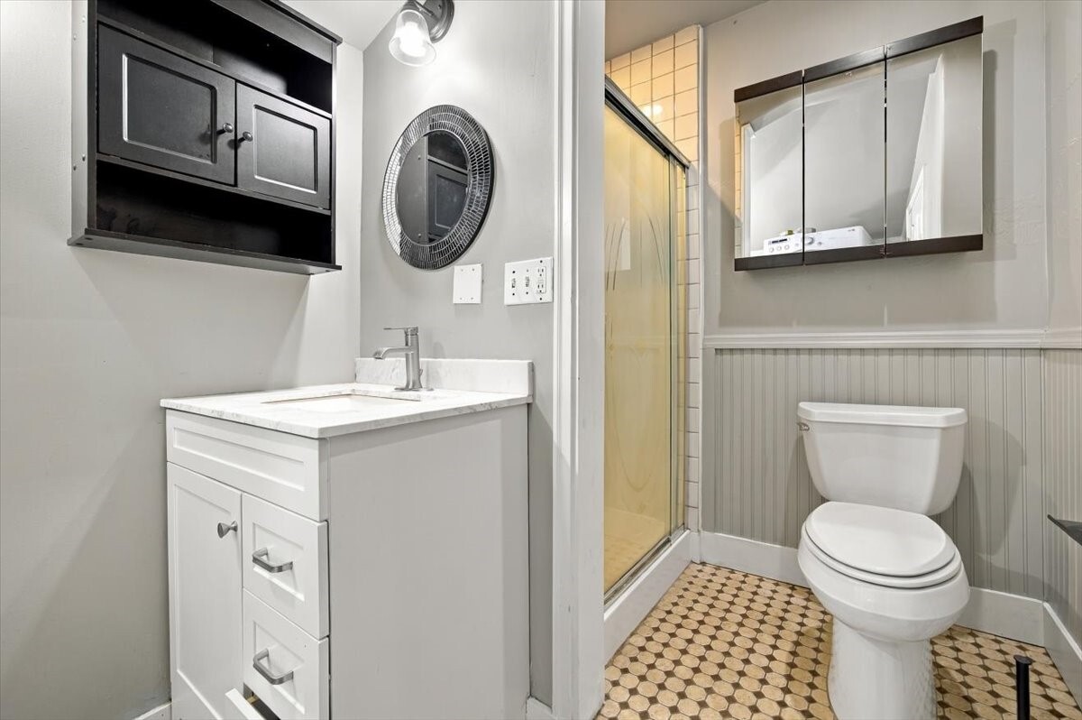 143 Orchard Street Property Photo 26