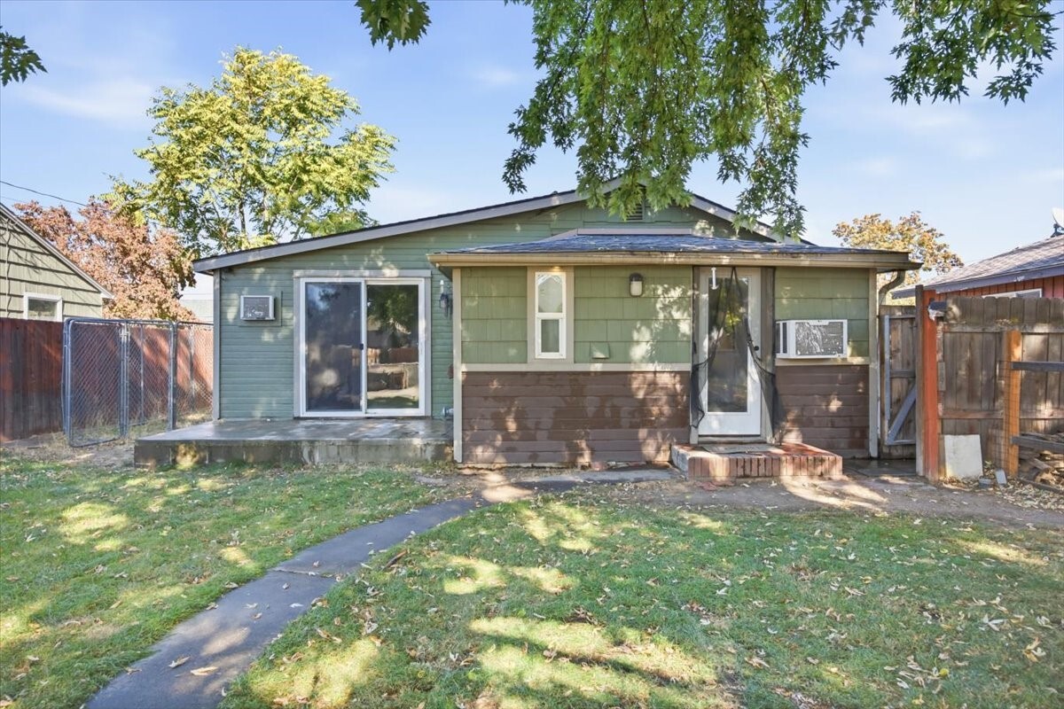 143 Orchard Street Property Photo 28