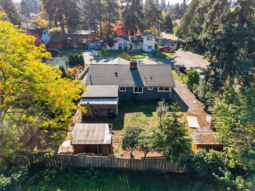1204 N 172nd Street Property Photo 24