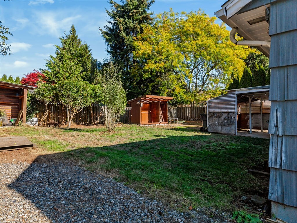 1204 N 172nd Street Property Photo 24