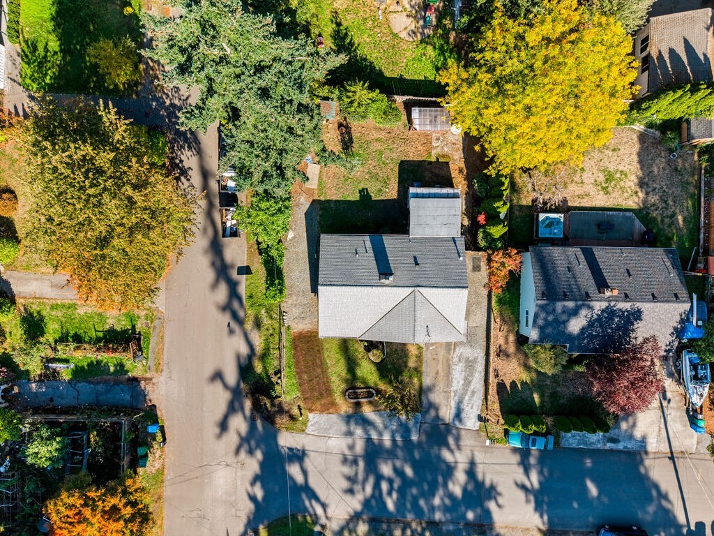 1204 N 172nd Street Property Photo 26