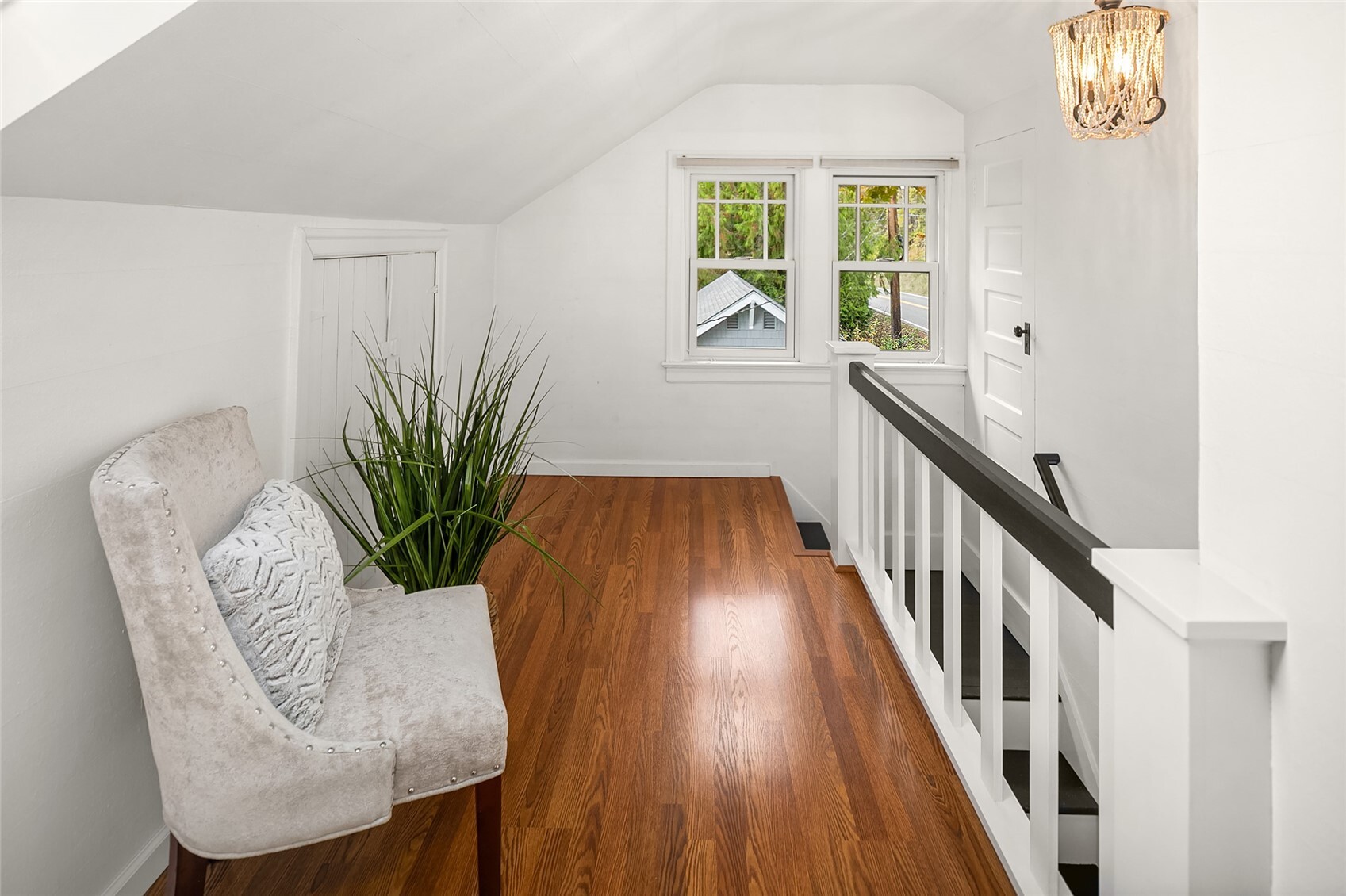 17929 Se May Valley Road Property Photo 16