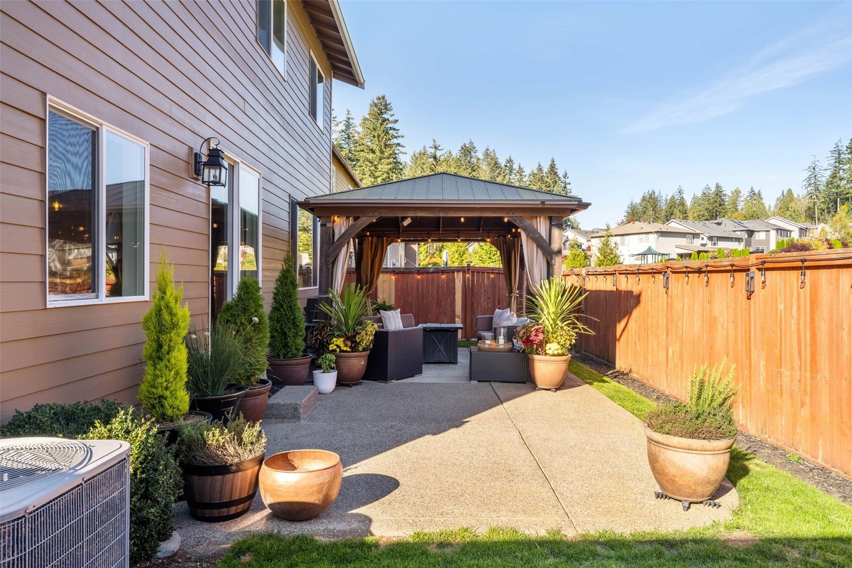 10159 Sentinel Loop Property Photo 31
