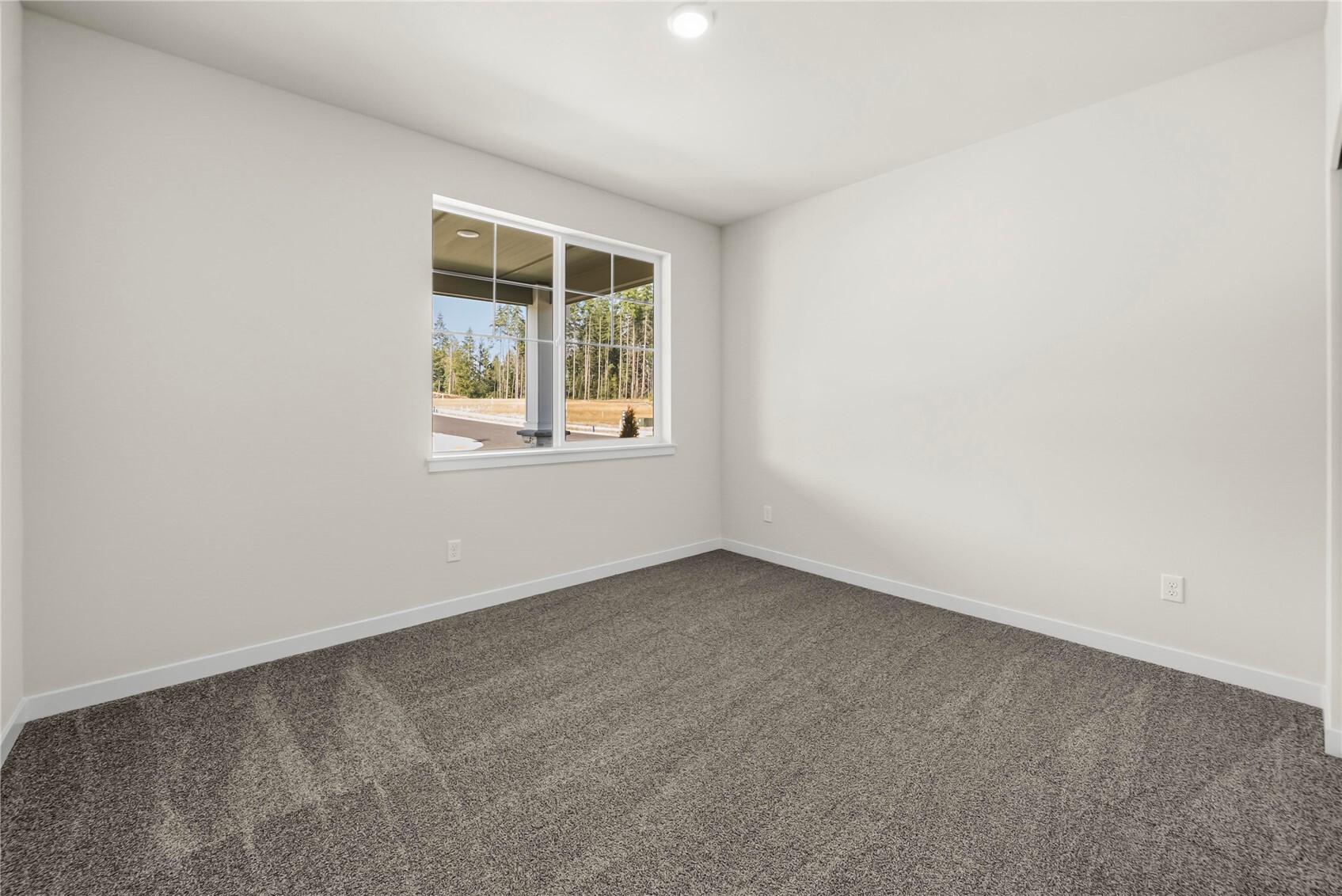 13935 207th Avenue Property Photo 3