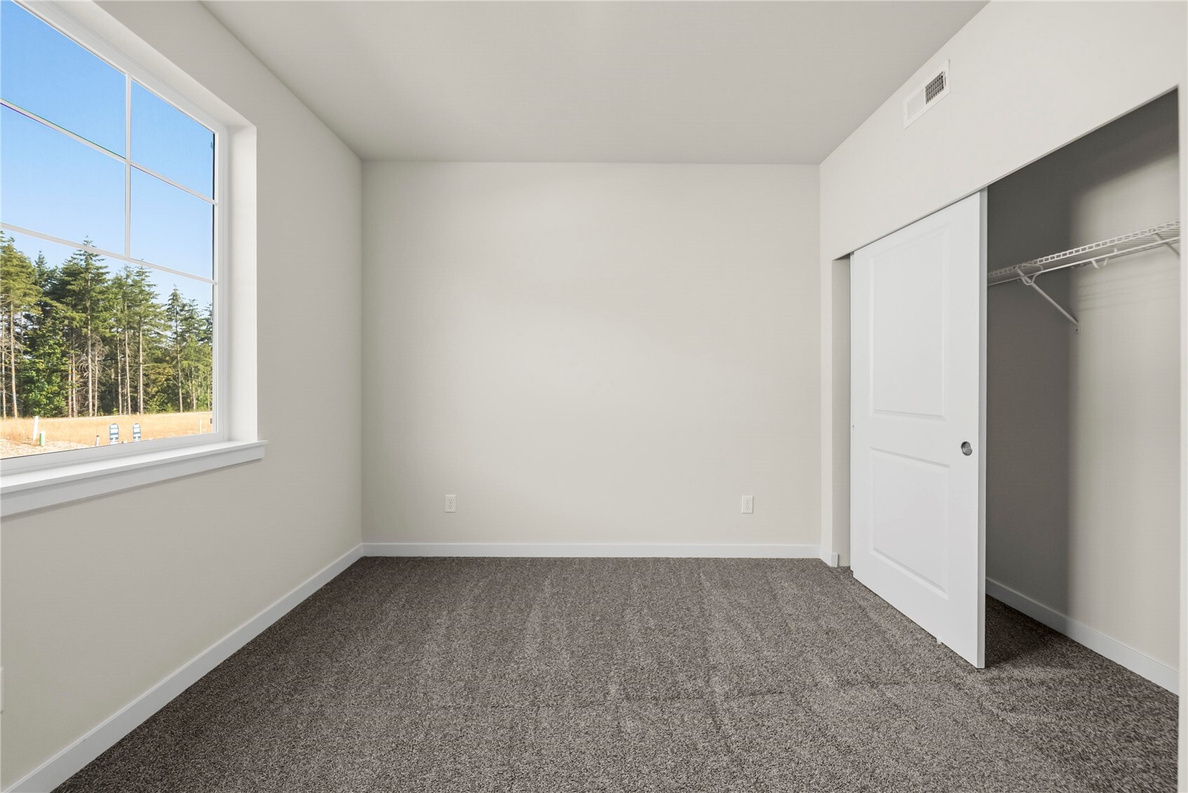 13935 207th Avenue Property Photo 7
