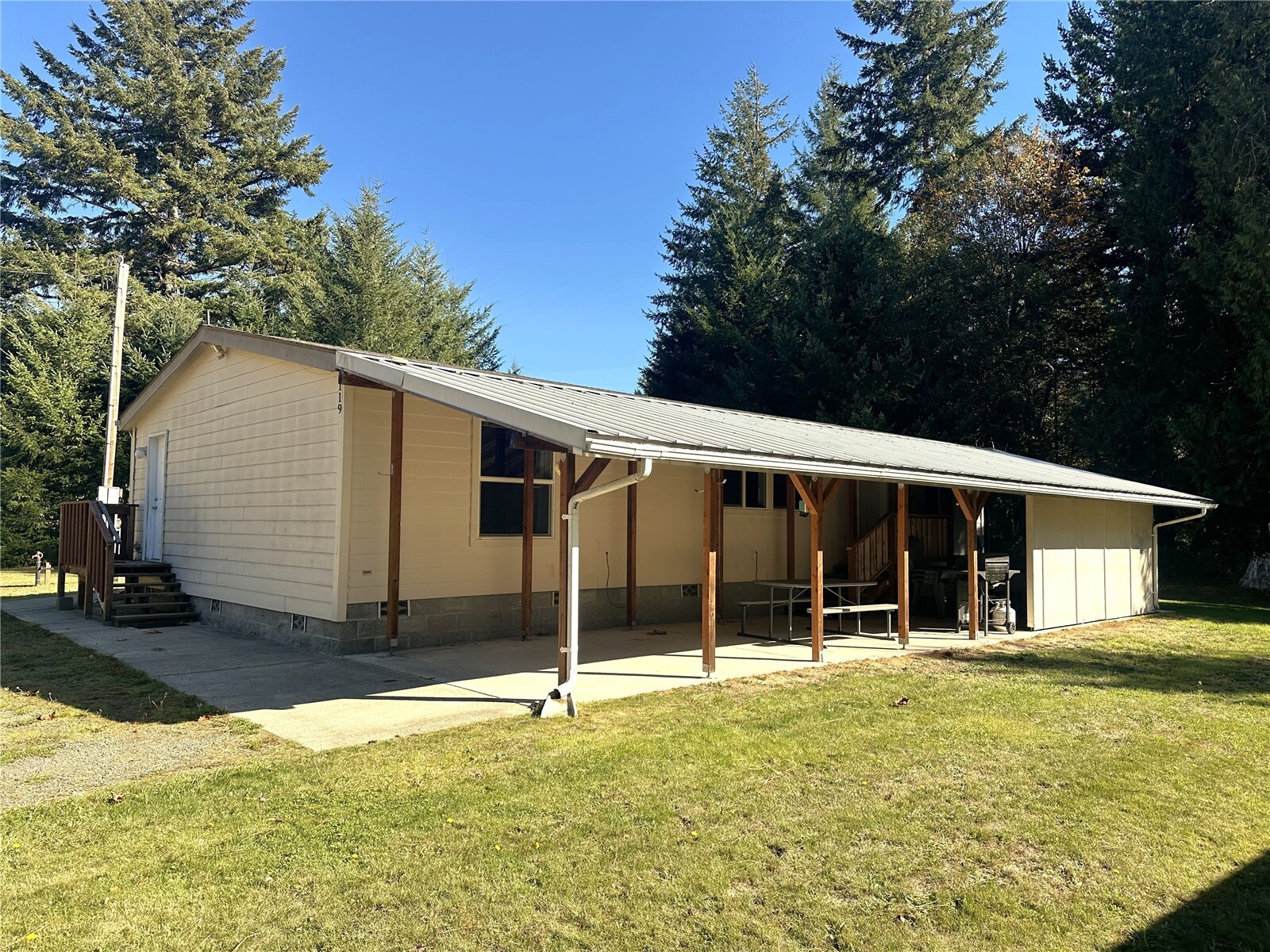 119 Belcher Road Property Photo 1