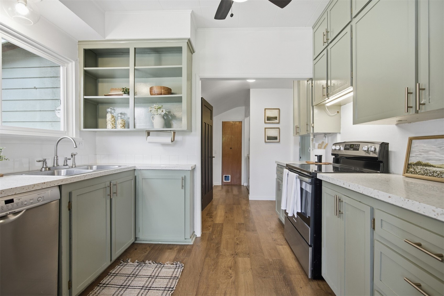 521 Talcott Street Property Photo 15