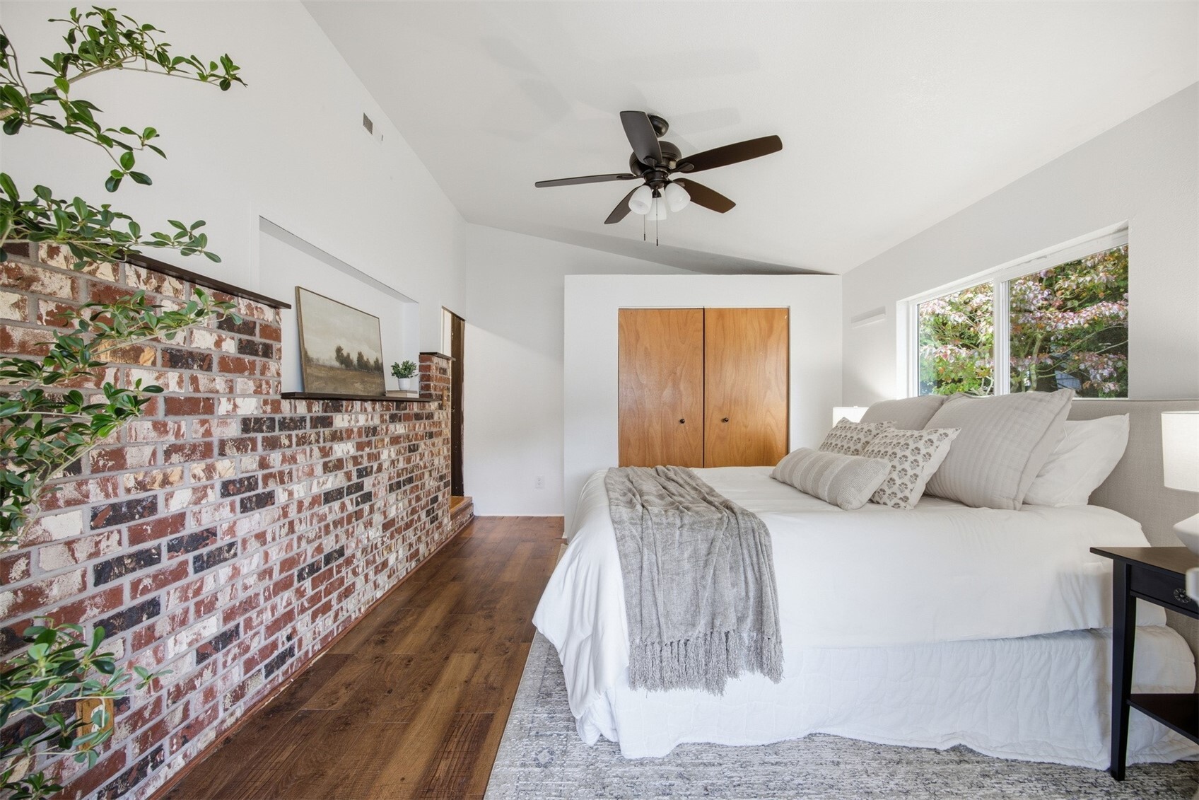 521 Talcott Street Property Photo 20