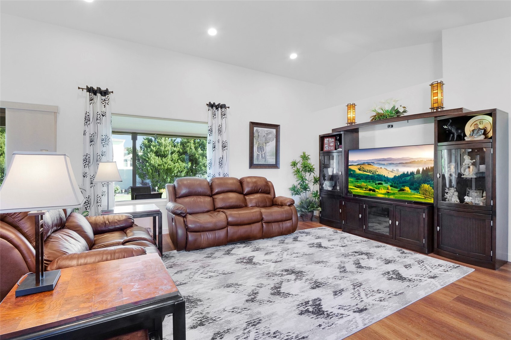 419 Dandero Street Property Photo 11
