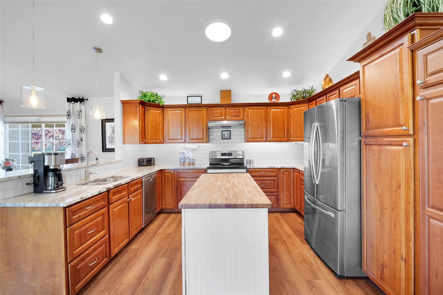 419 Dandero Street Property Photo 15