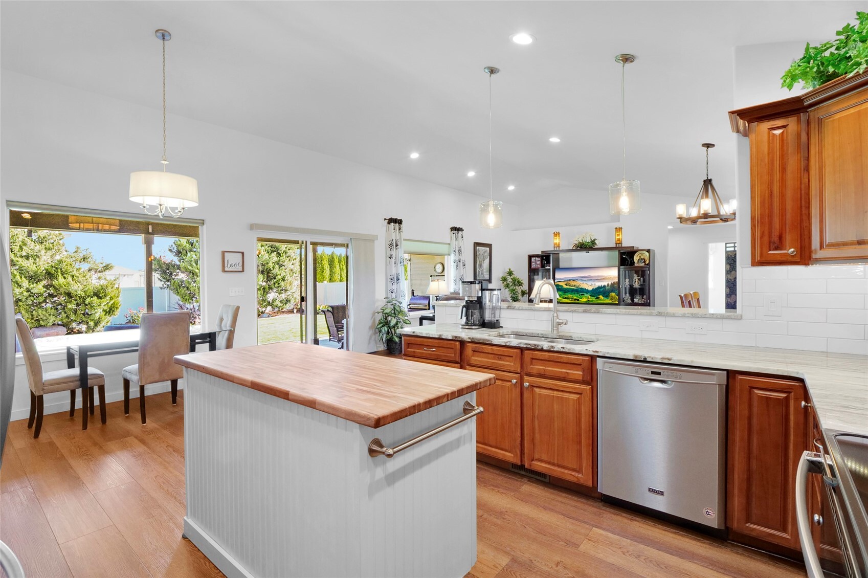419 Dandero Street Property Photo 17