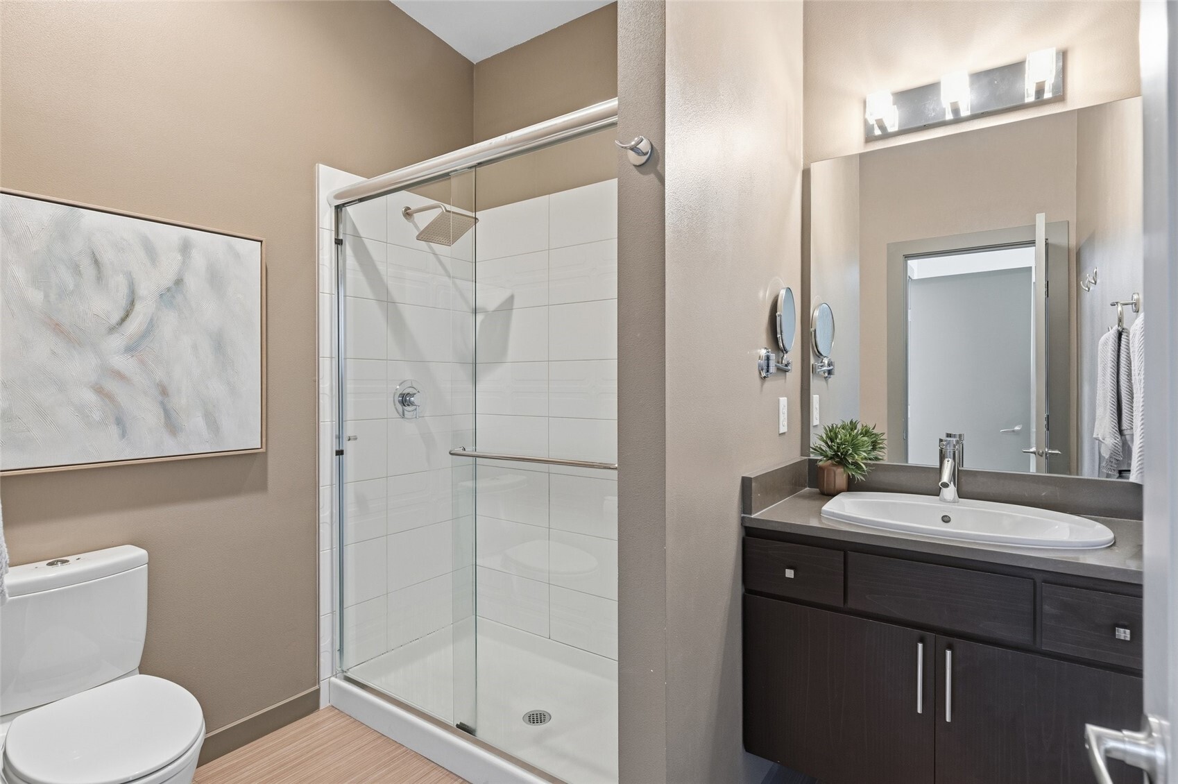2105 N 89th Street Property Photo 24