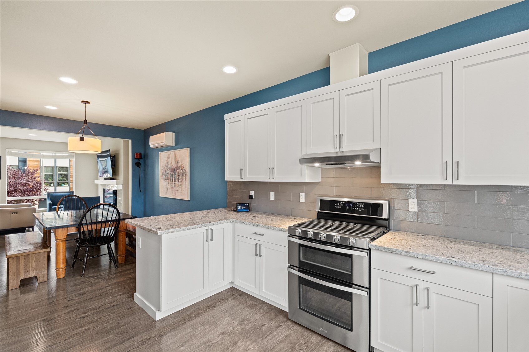 12718 35th Avenue G-3 Property Photo 6