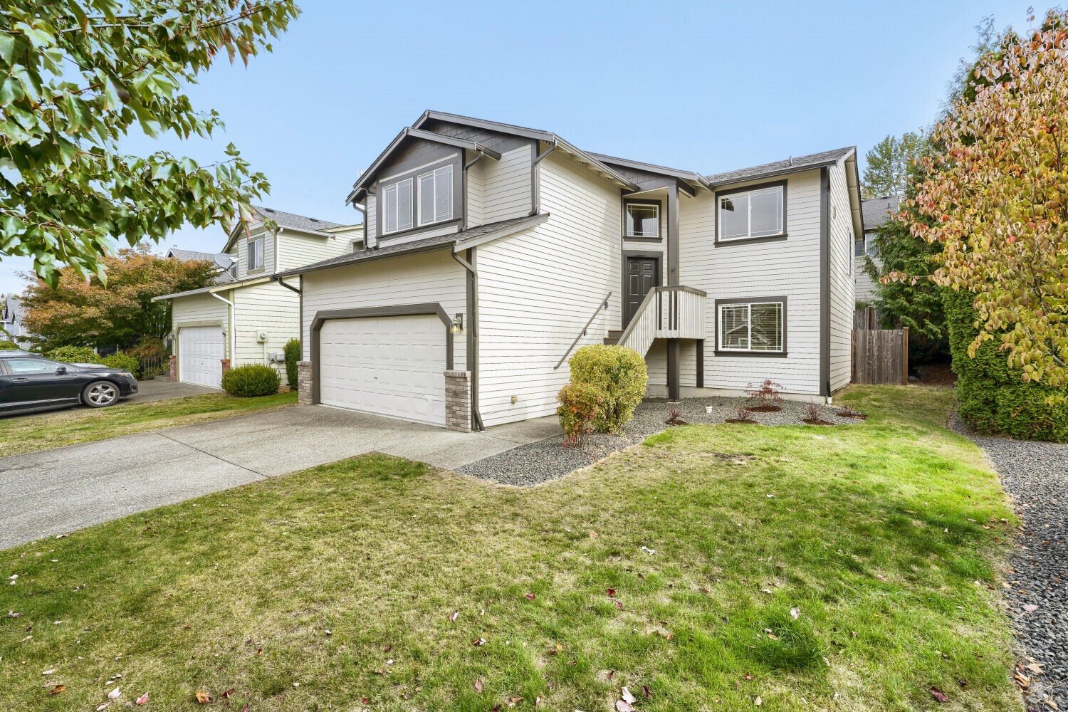 18121 72nd Avenue Property Photo 3