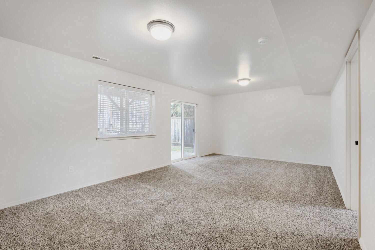 18121 72nd Avenue Property Photo 14
