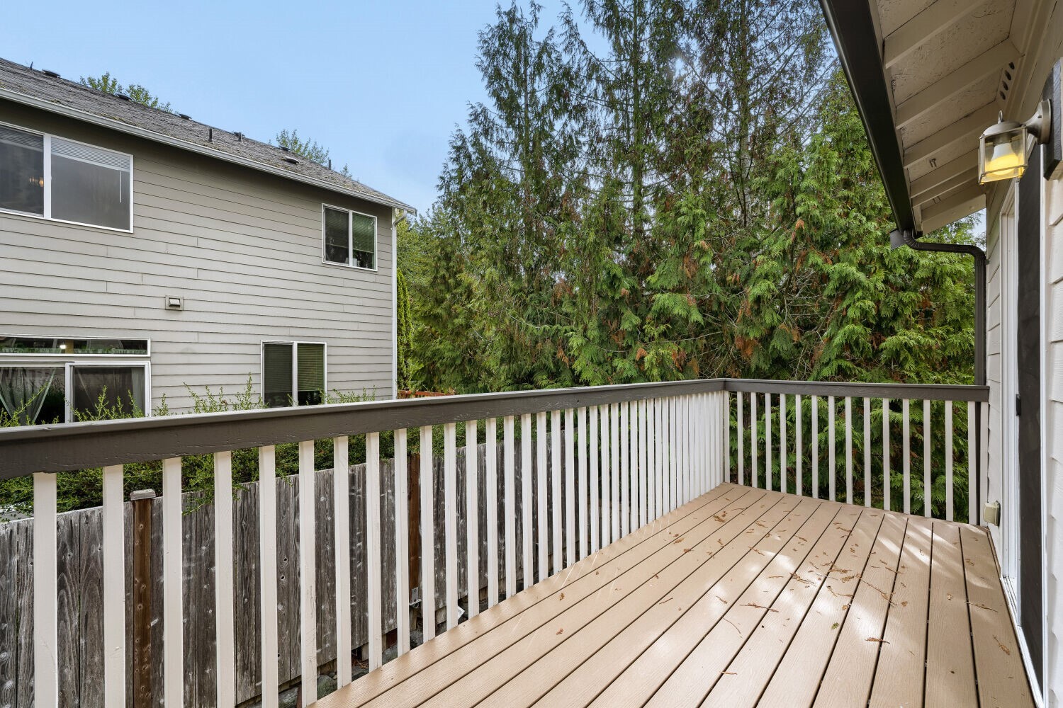 18121 72nd Avenue Property Photo 15