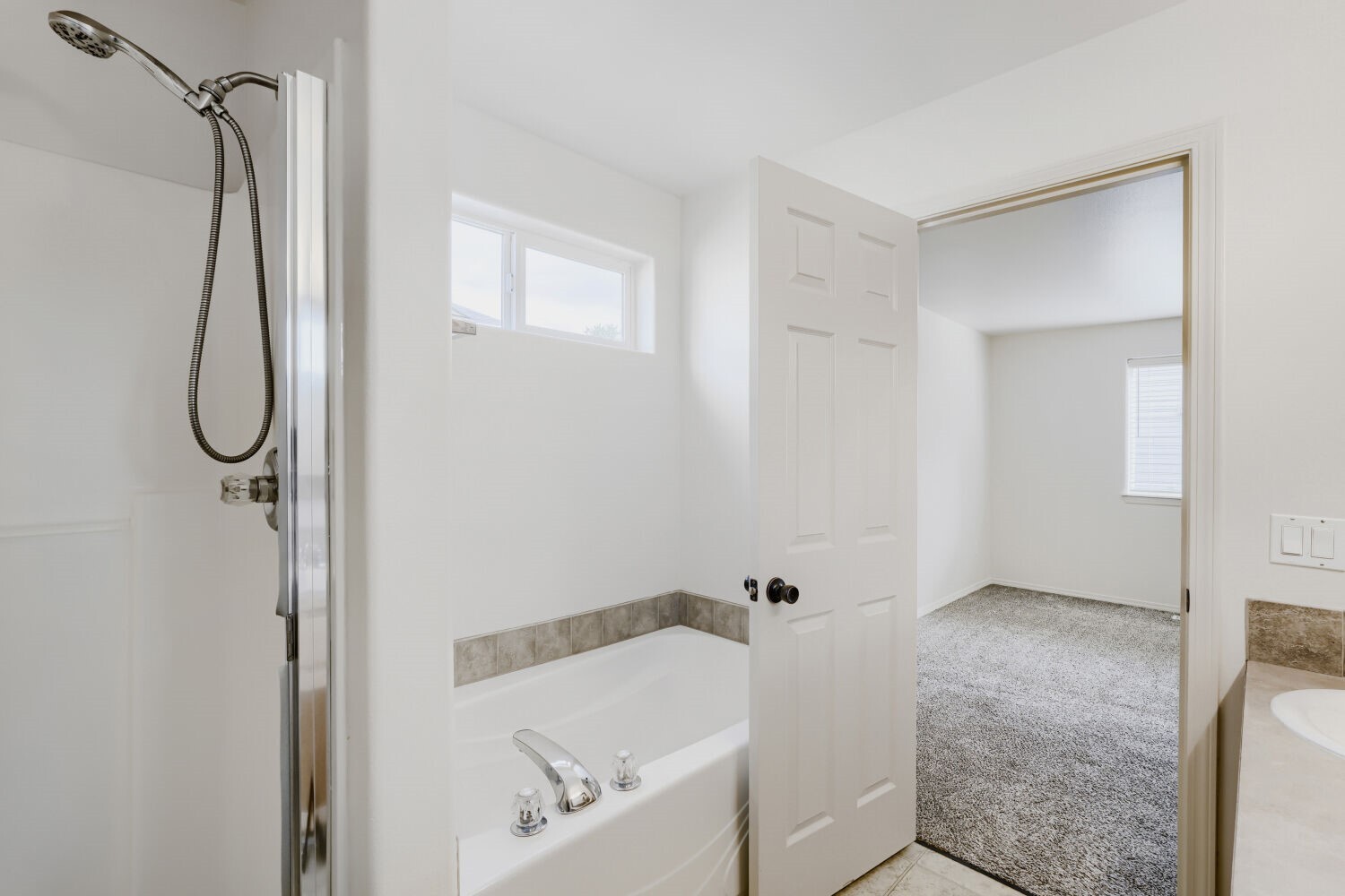 18121 72nd Avenue Property Photo 16