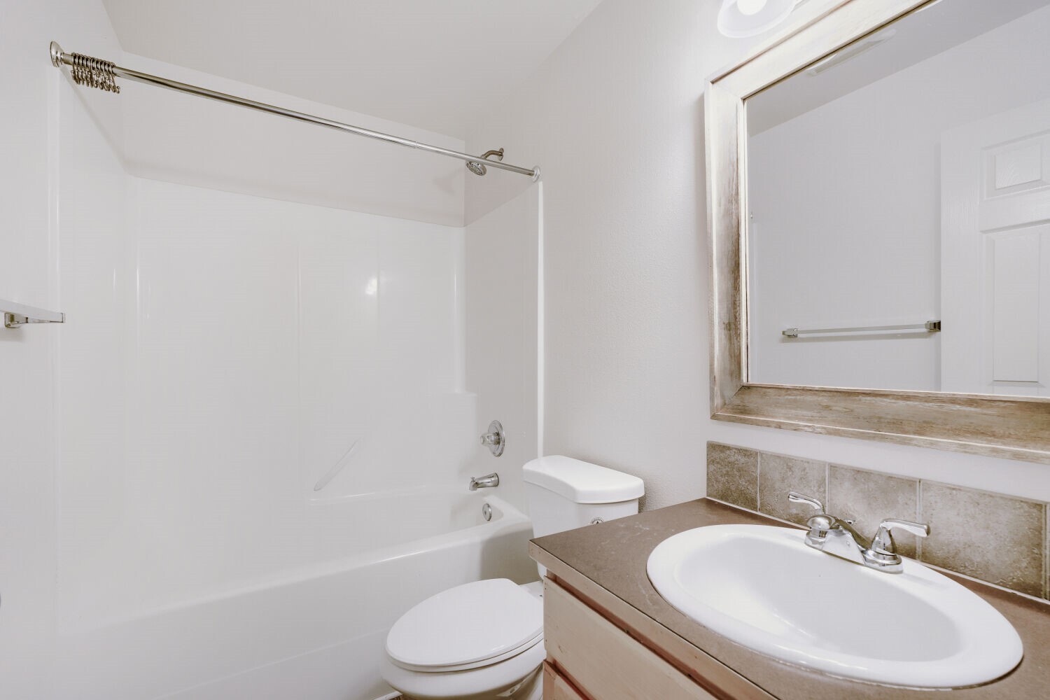 18121 72nd Avenue Property Photo 26